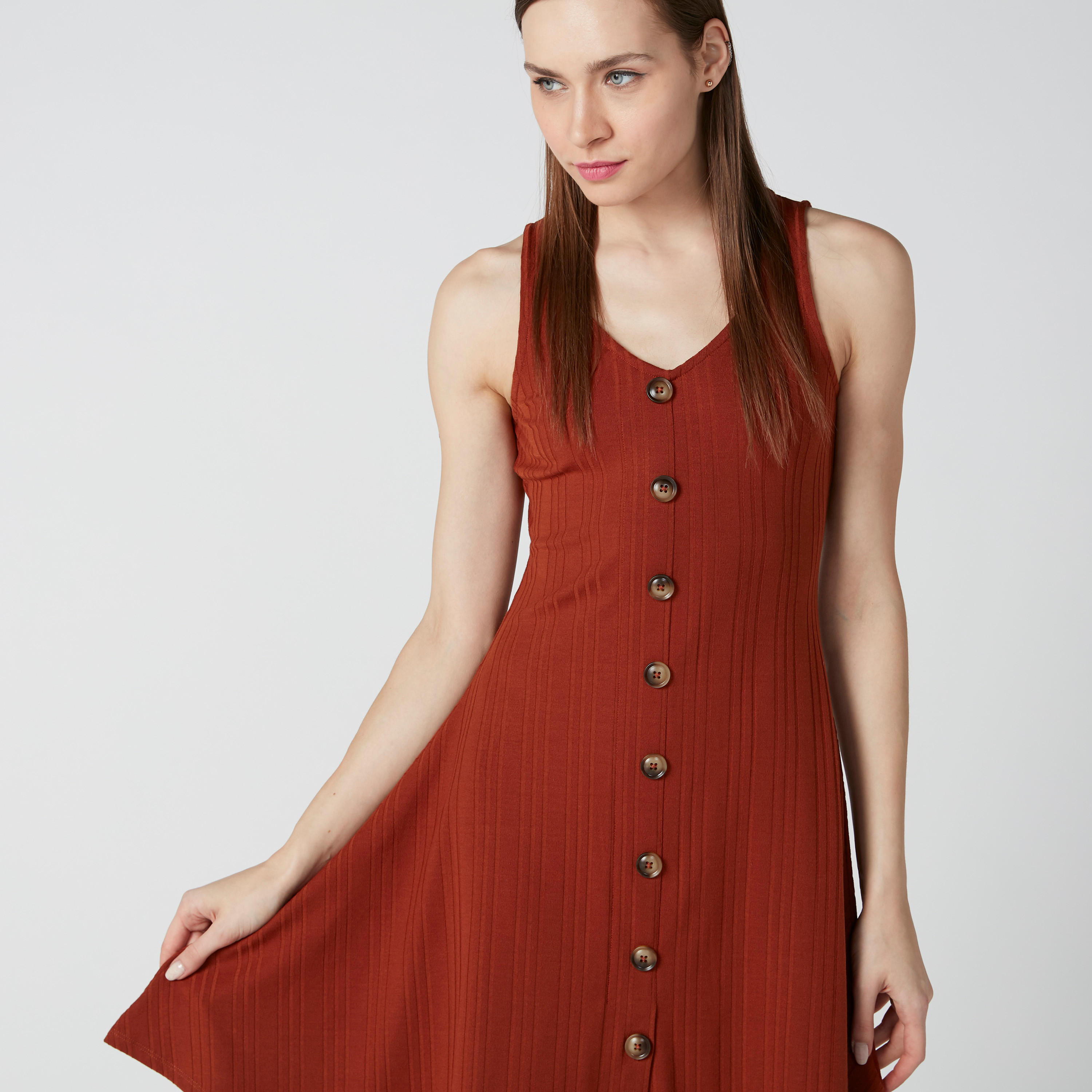 فستان سوينج مضلّع متوسط الطول دون أكمام-women-clothing-dresses-image-5