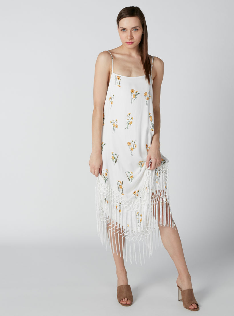 فستان متوسط الطول بحمّالات رفيعة وشرّابات وطبعات أزهار-women-clothing-dresses-image-3