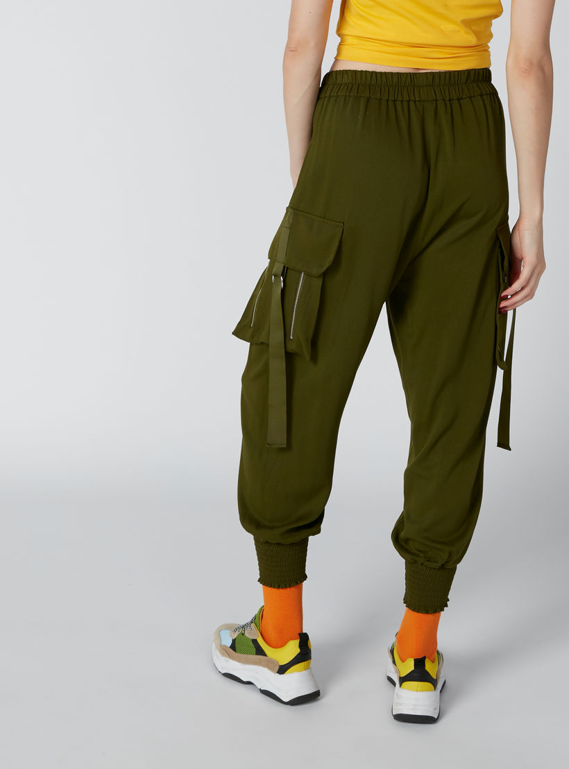 بنطال رياضي بخصر مطّاطي وجيوب-women-clothing-bottoms-joggers-image-2