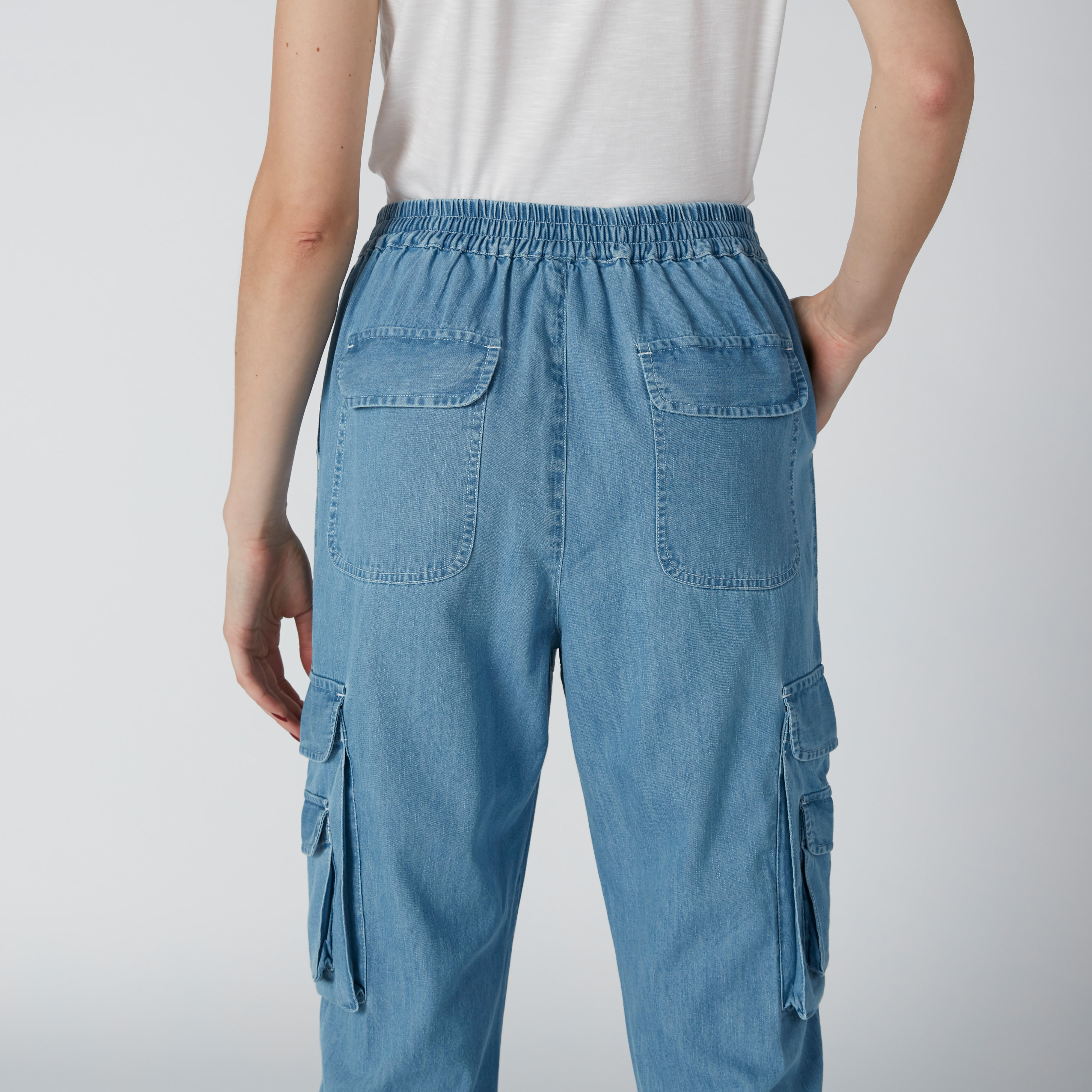 بنطال رياضي بخصر مطّاطي وجيوب-women-clothing-bottoms-joggers-image-6