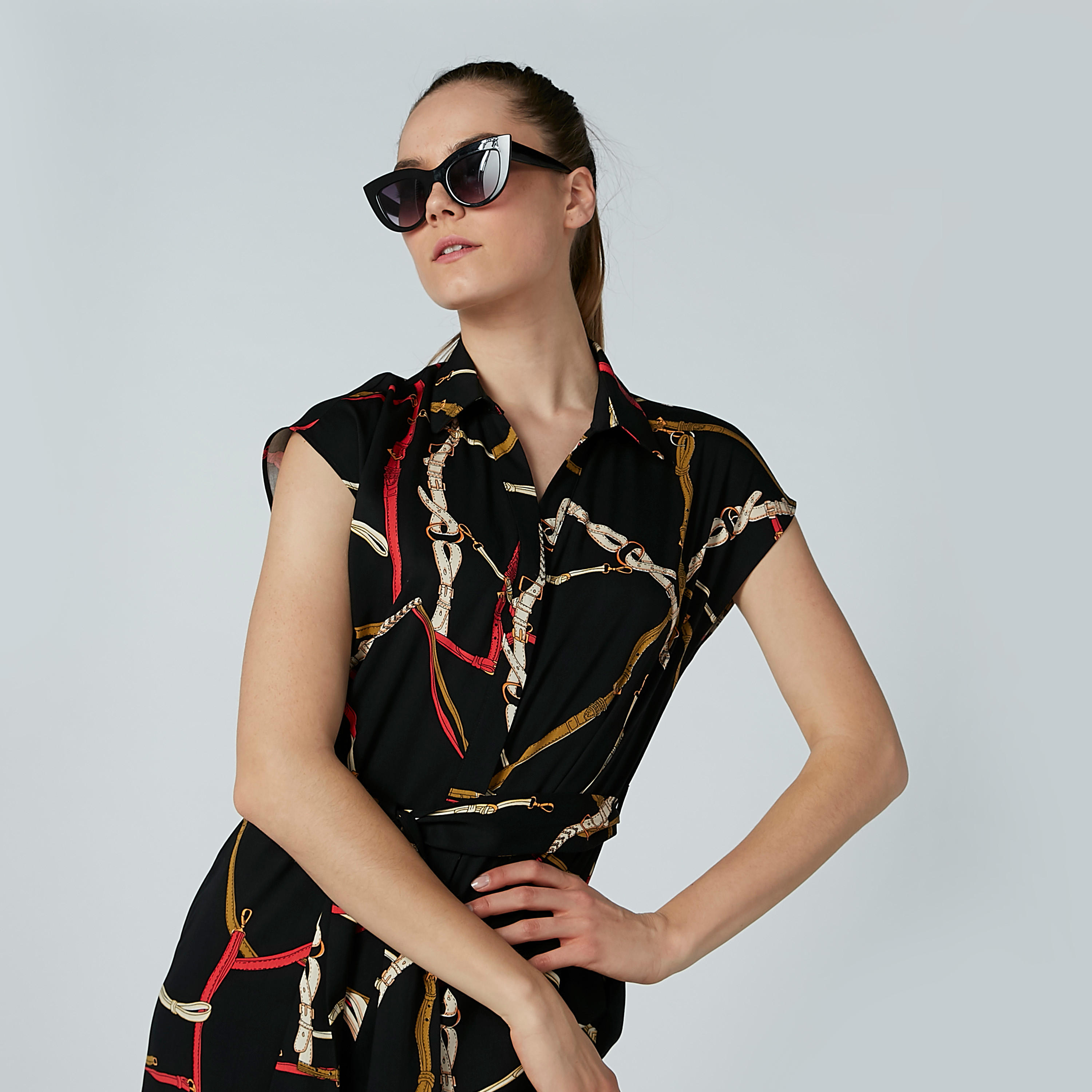فستان قميص متوسط الطول بأكمام كاب ورباط وطبعات-women-clothing-dresses-image-1