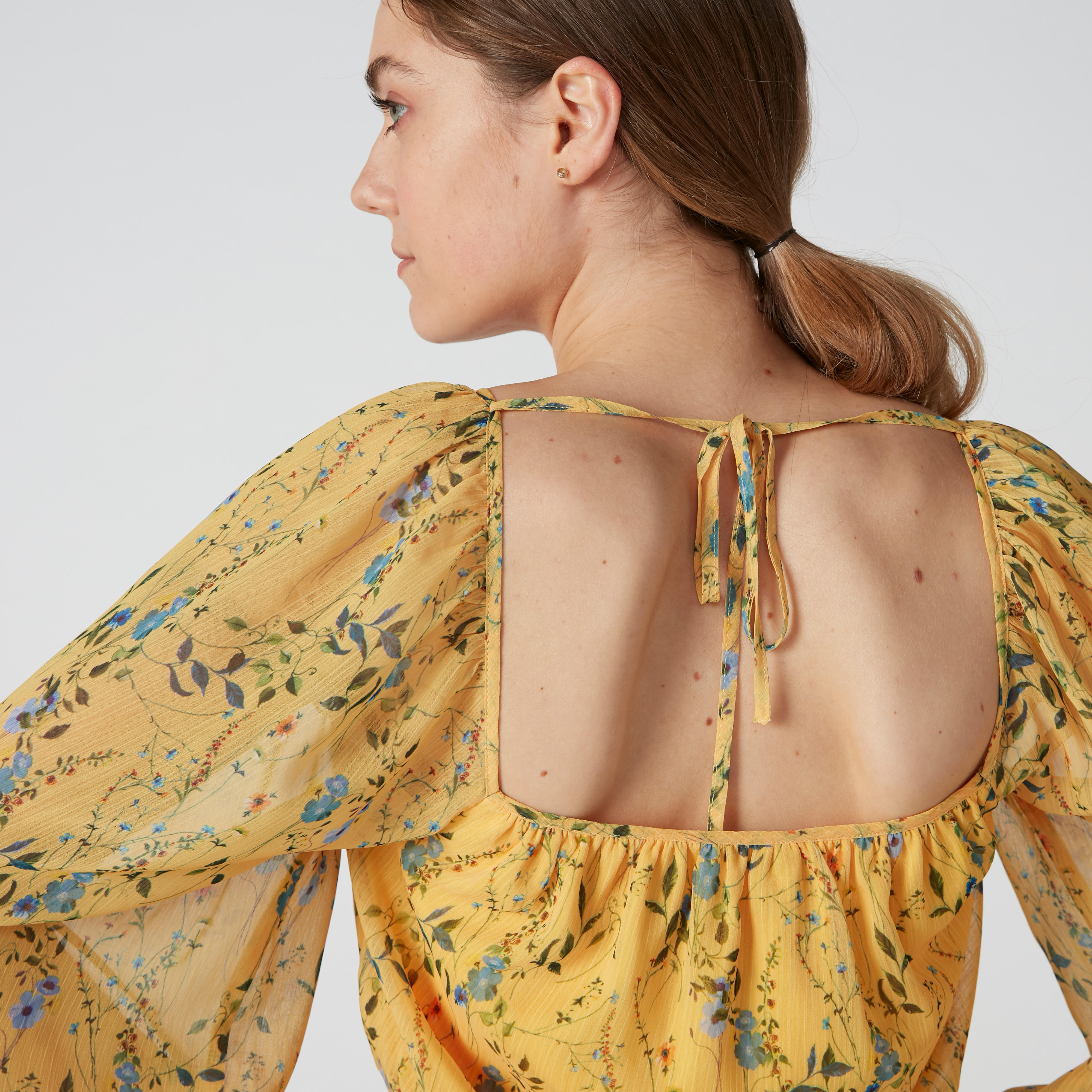 بلوزة قصيرة بأكمام طويلة وأربطة وطبعات زهرية-women-clothing-shirtsandblouses-blouses-image-6