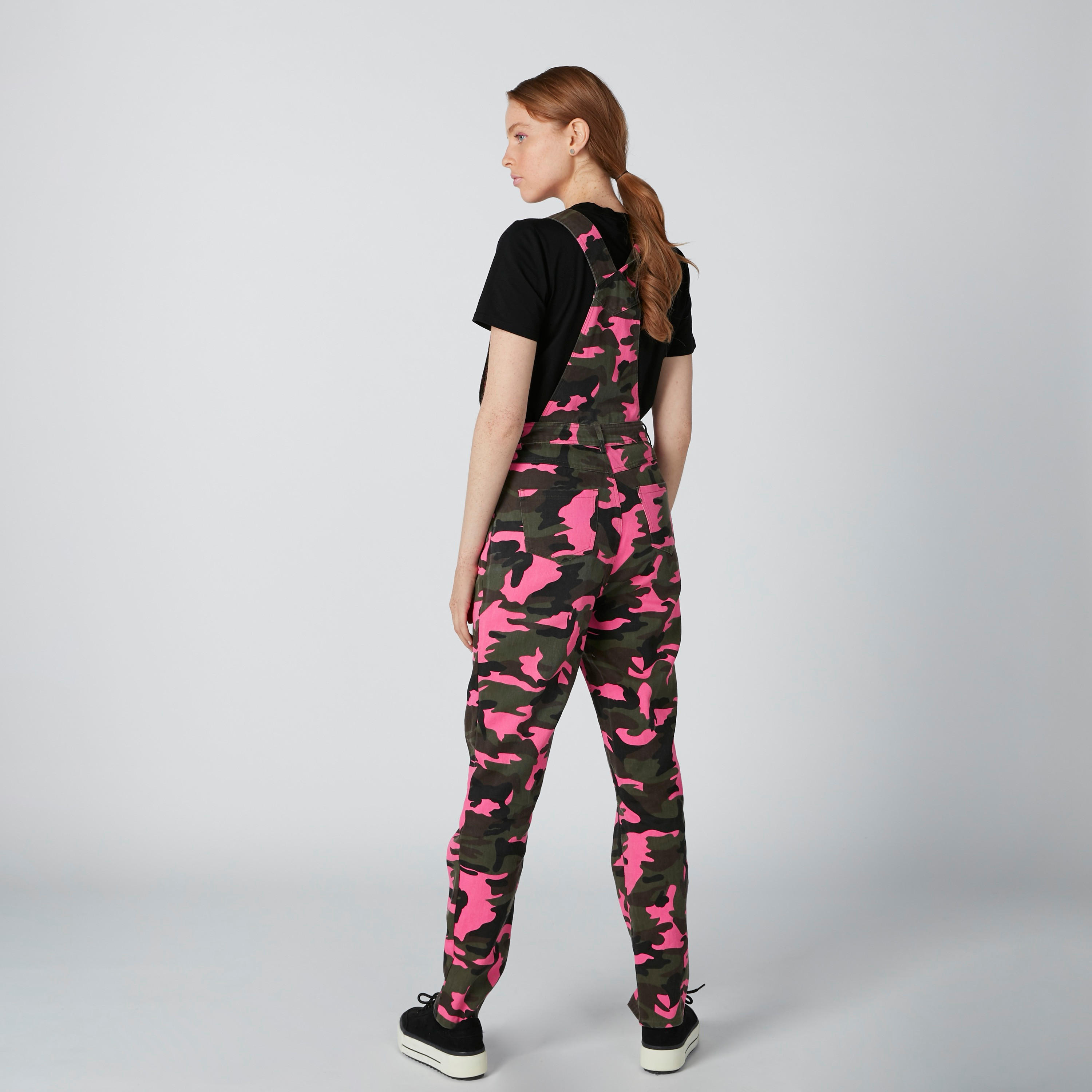 دنغري بجيوب وطبعات-women-clothing-jumpsuits-image-4