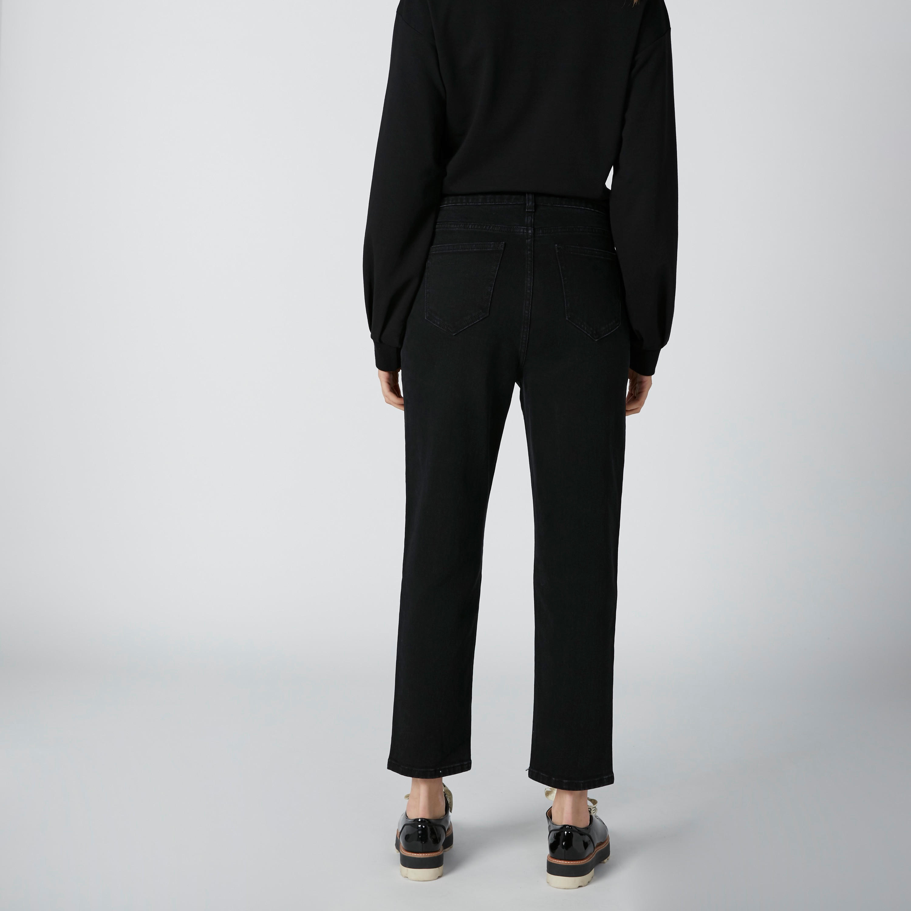 بنطال جينز طويل بسحاب وجيوب-women-clothing-bottoms-jeans-image-2