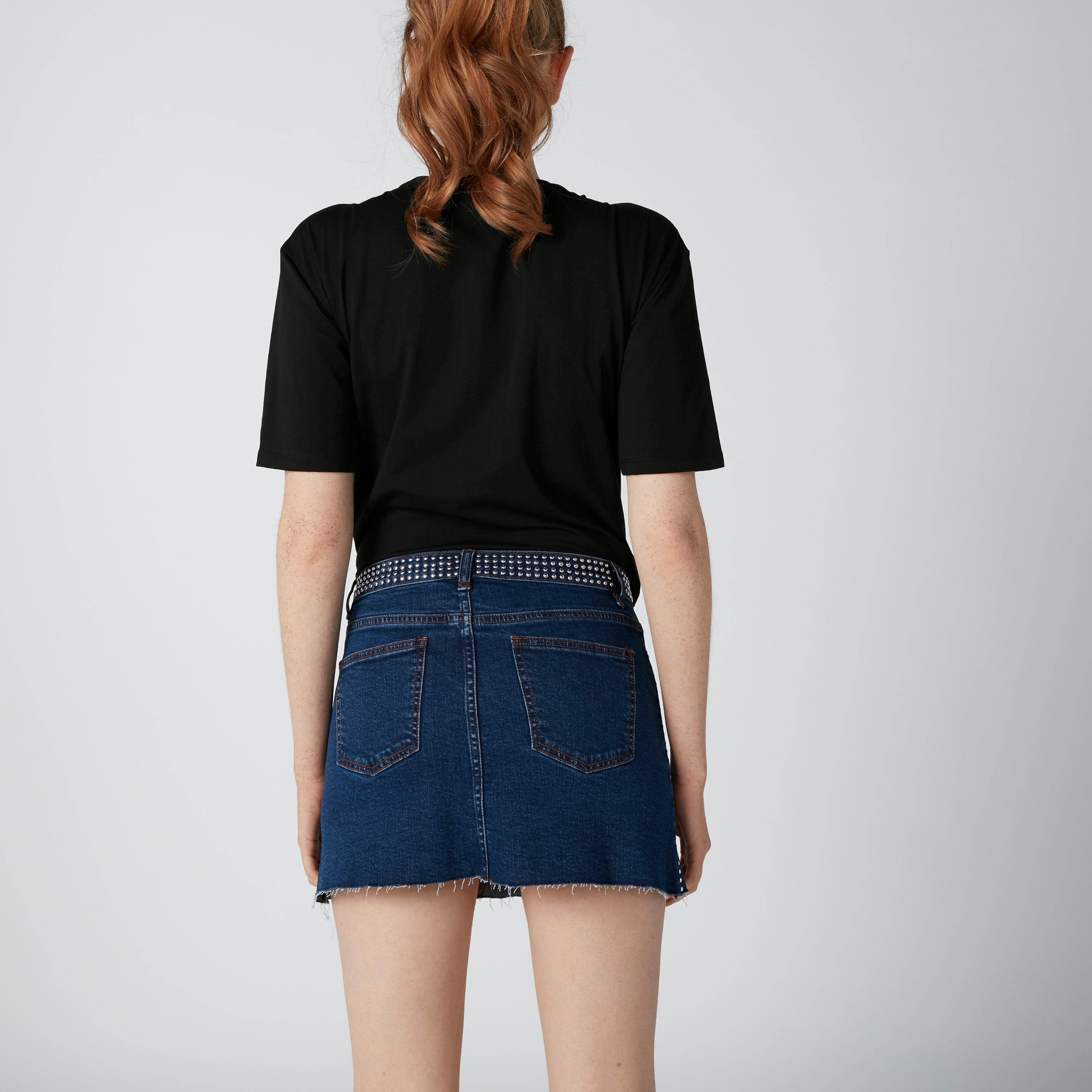 تنورة قصيرة مزيّنة بجيوب وزر إغلاق-women-clothing-bottoms-skirts-image-2
