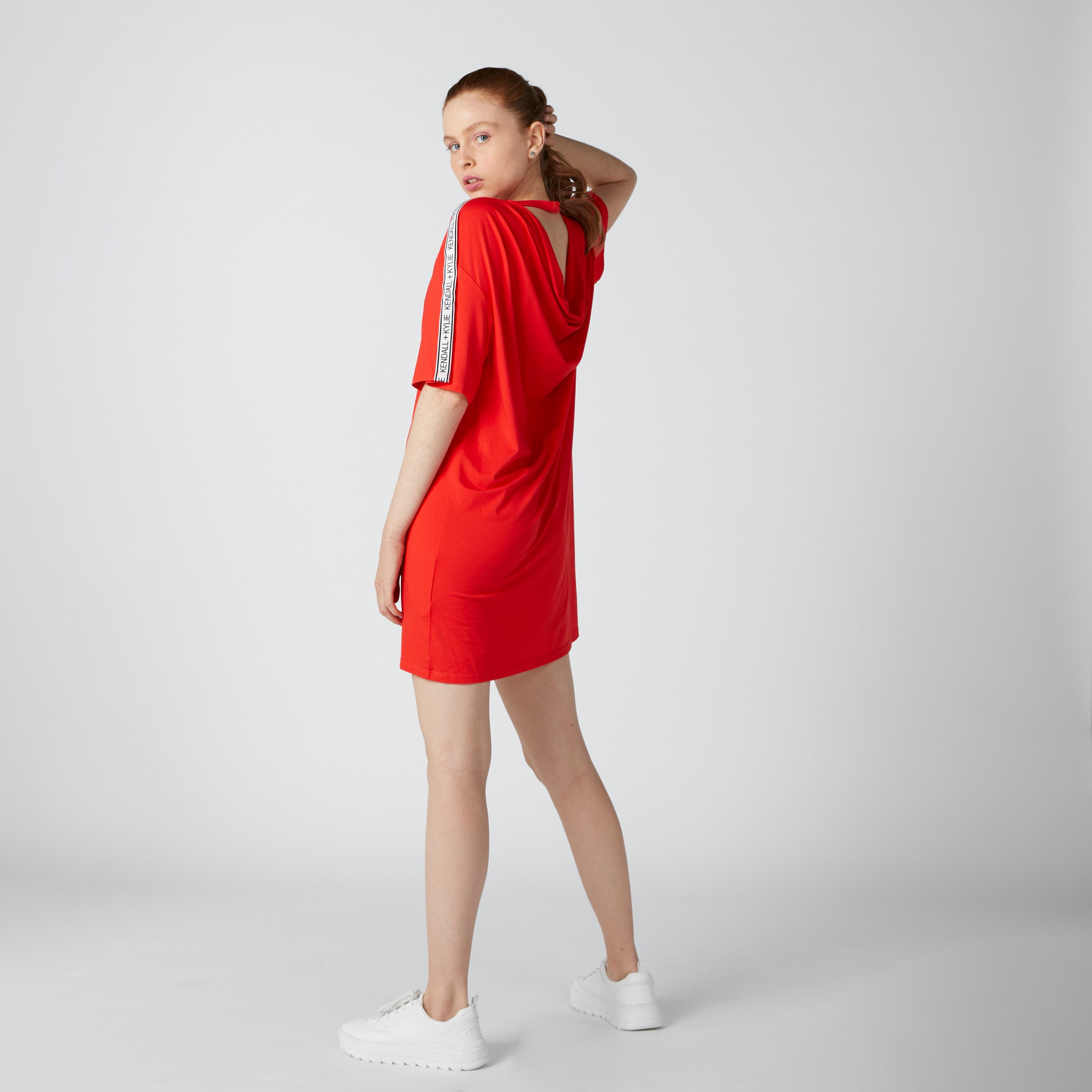 فستان تيشيرت قصير بأكمام قصيرة وشريطة وطبعات-women-clothing-dresses-image-1