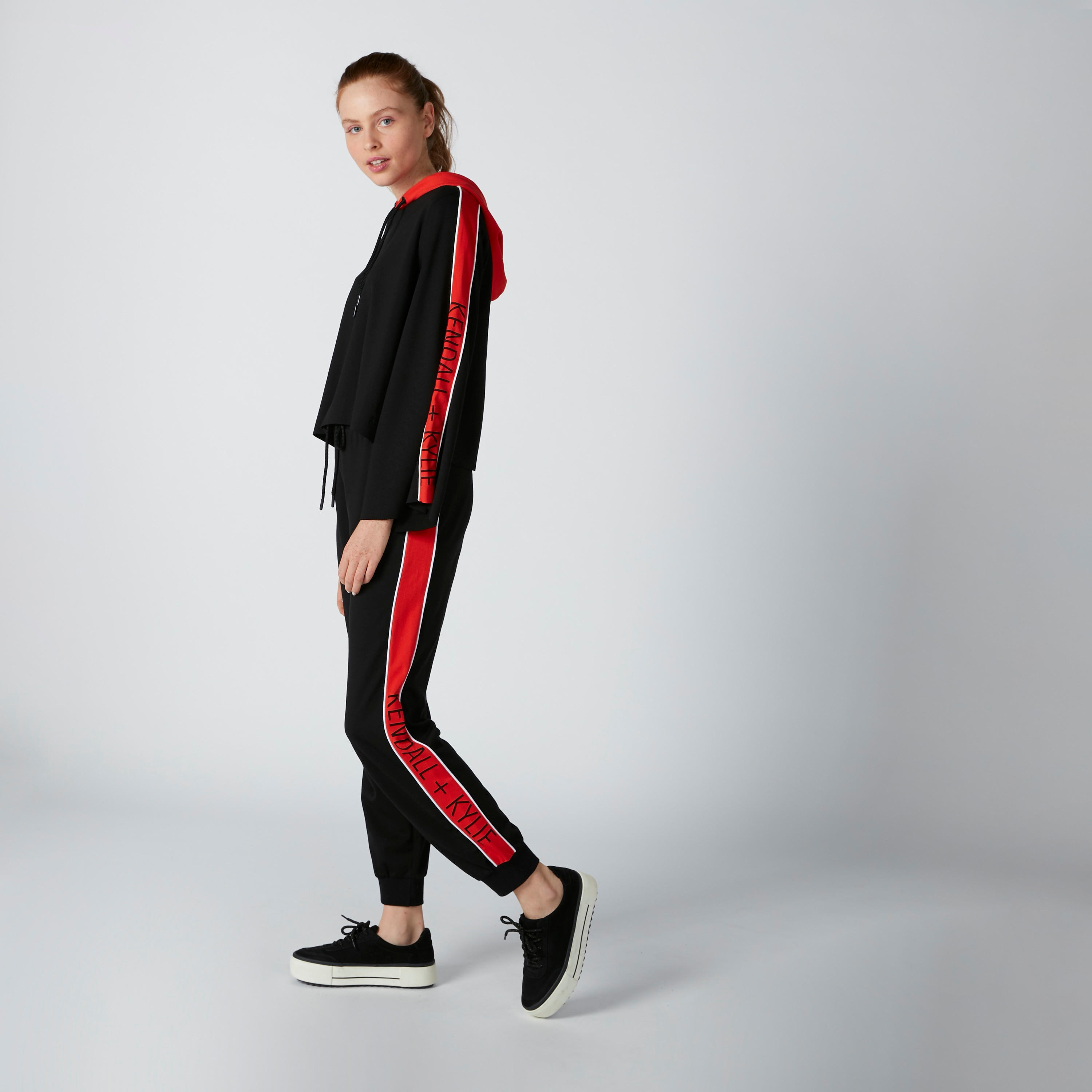 هودي بأكمام طويلة وطبعات كيندال + كيلي-women-winterwear-hoodiesandsweatshirts-hoodies-image-3