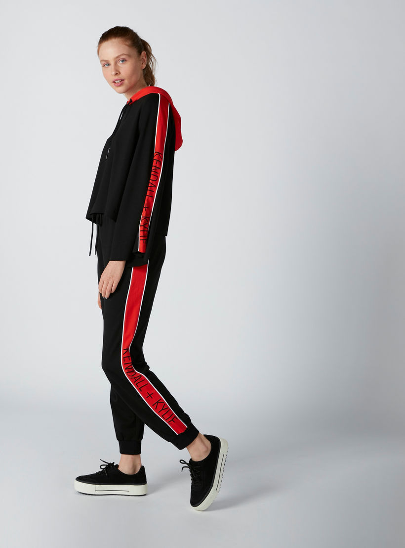 هودي بأكمام طويلة وطبعات كيندال + كيلي-women-winterwear-hoodiesandsweatshirts-hoodies-image-3