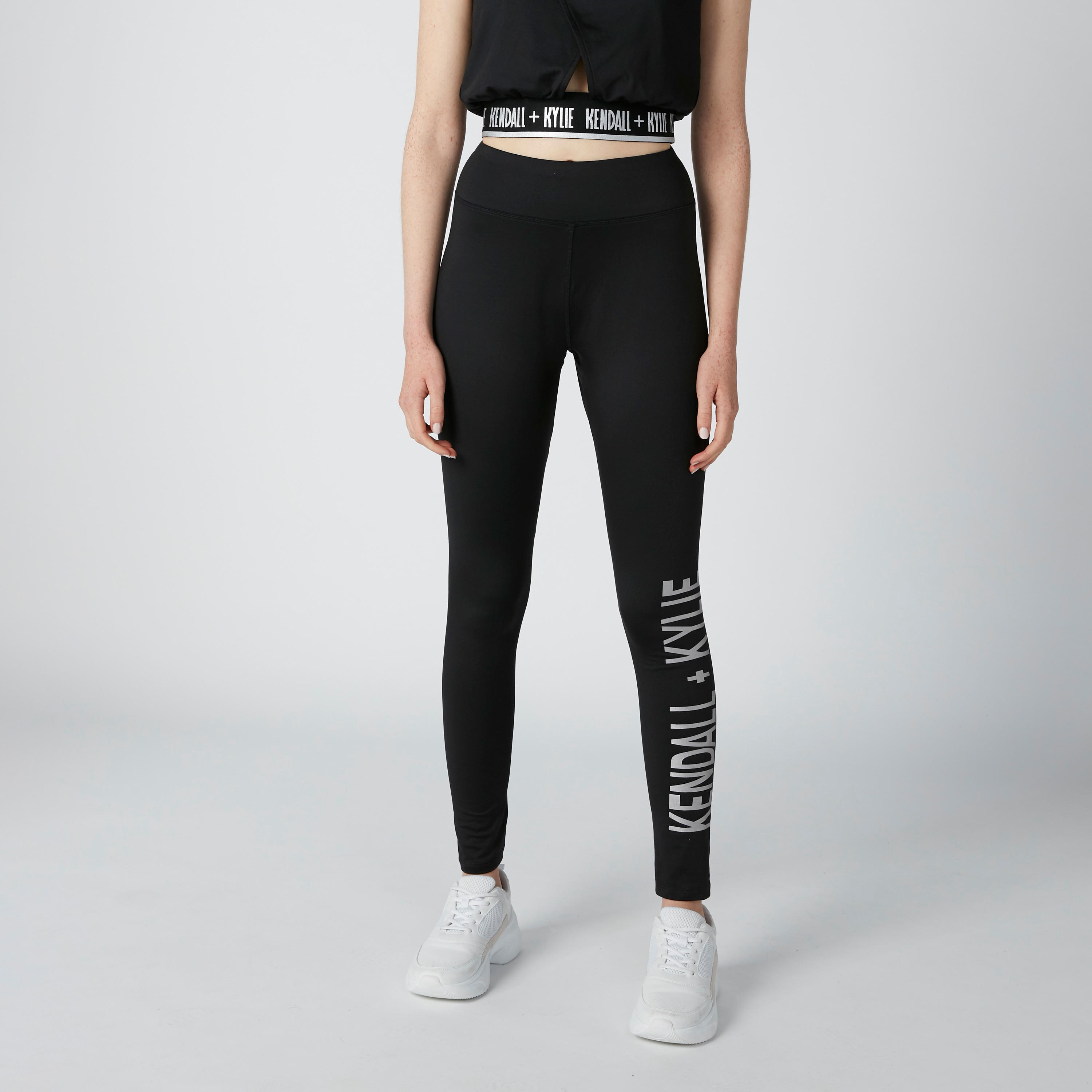 بنطال طويل بقصّة سكيني وخصر مطّاطي وطبعات-women-clothing-bottoms-leggings-image-3