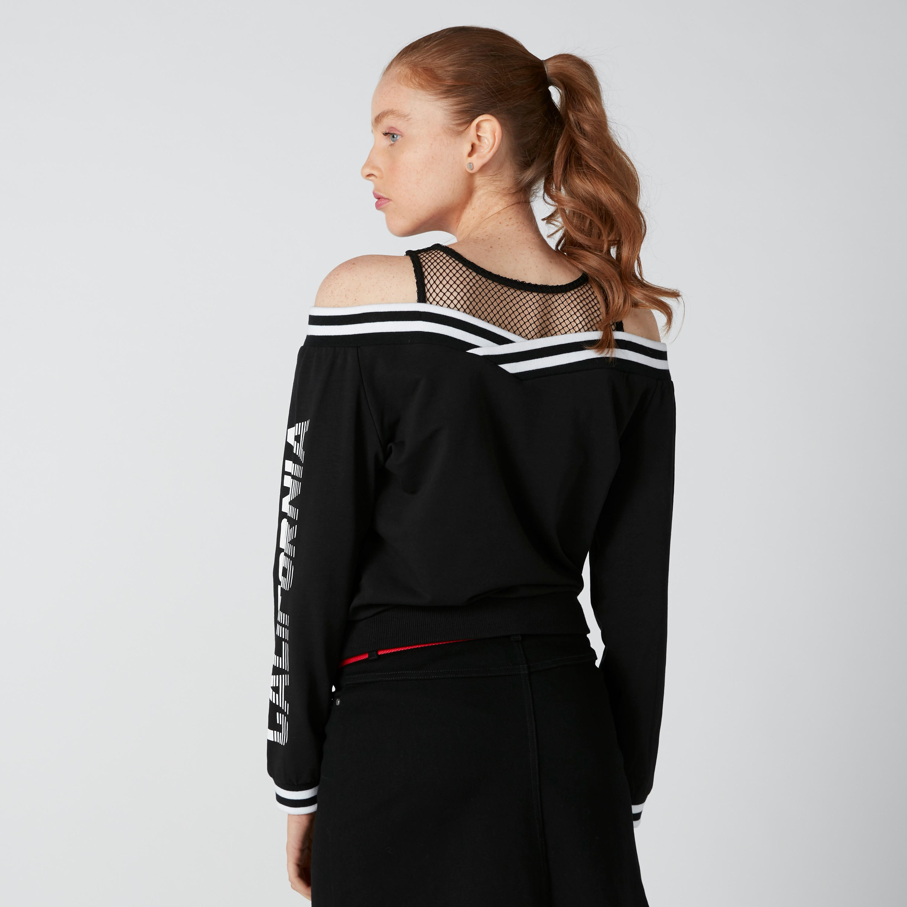 بلوزة بأكمام طويلة وتفاصيل شبكية وطبعات-women-clothing-shirtsandblouses-blouses-image-2