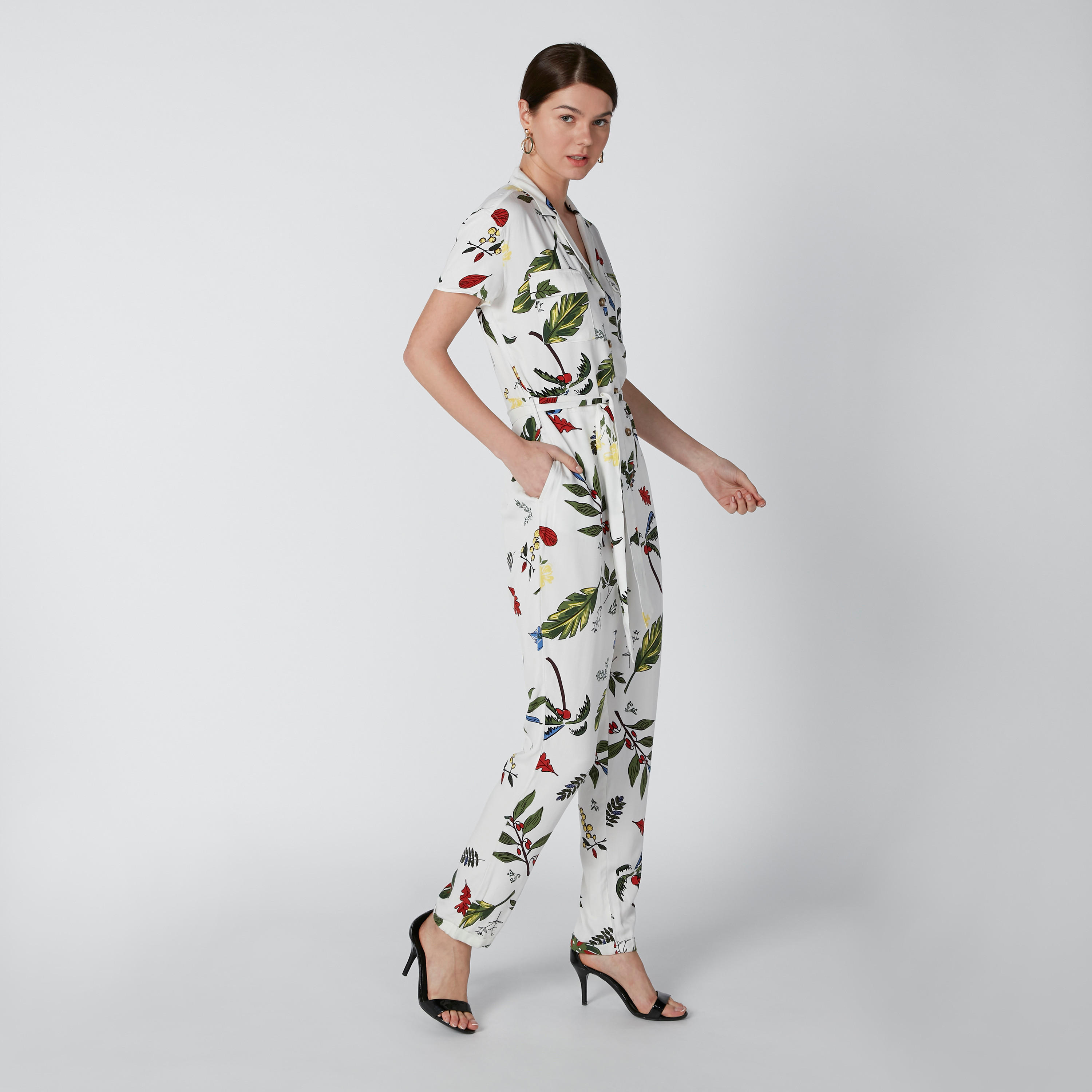 أفرول بجيوب وطبعات زهرية-women-clothing-jumpsuits-image-4