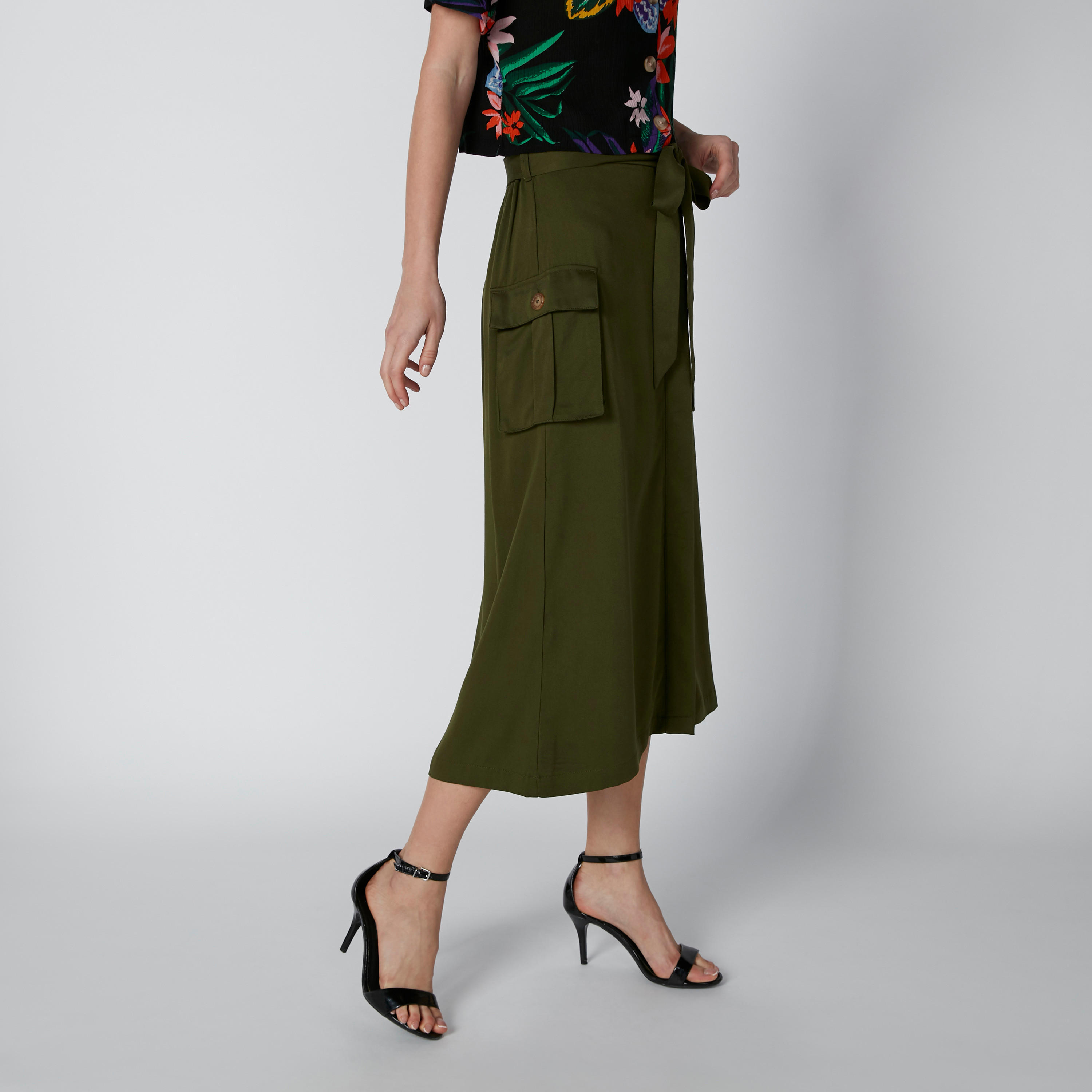تنورة سادة إيه لاين متوسطة الطول بأربطة وأزرار وجيوب-women-clothing-bottoms-skirts-image-3