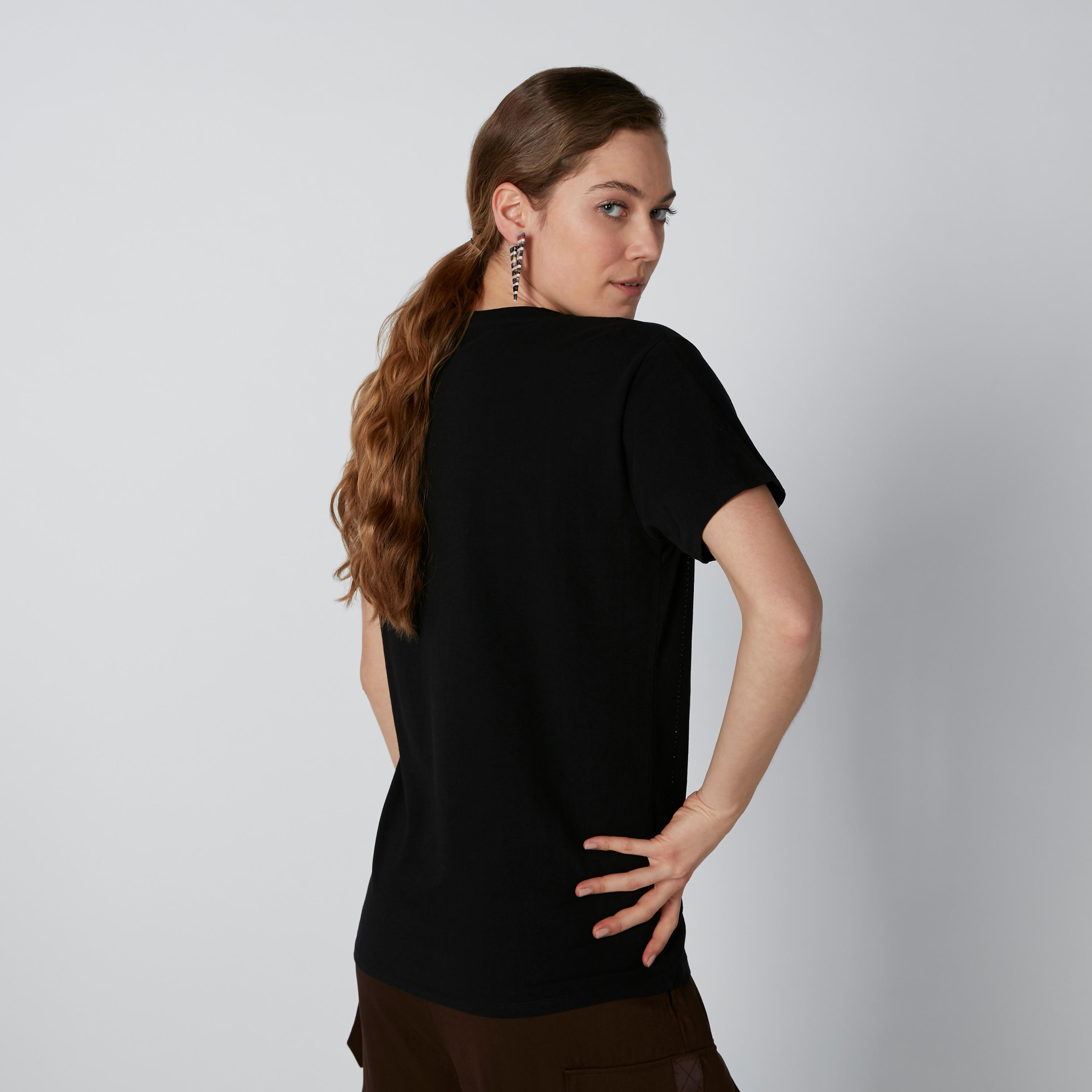 تيشيرت بياقة مستديرة وأكمام قصيرة وطبعات-women-clothing-tshirts-image-2