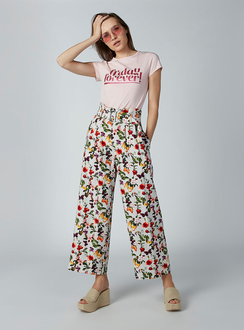 بنطال بالازو بقصّة واسعة وجيوب وحزام وطبعات-women-clothing-bottoms-trousers-image-3