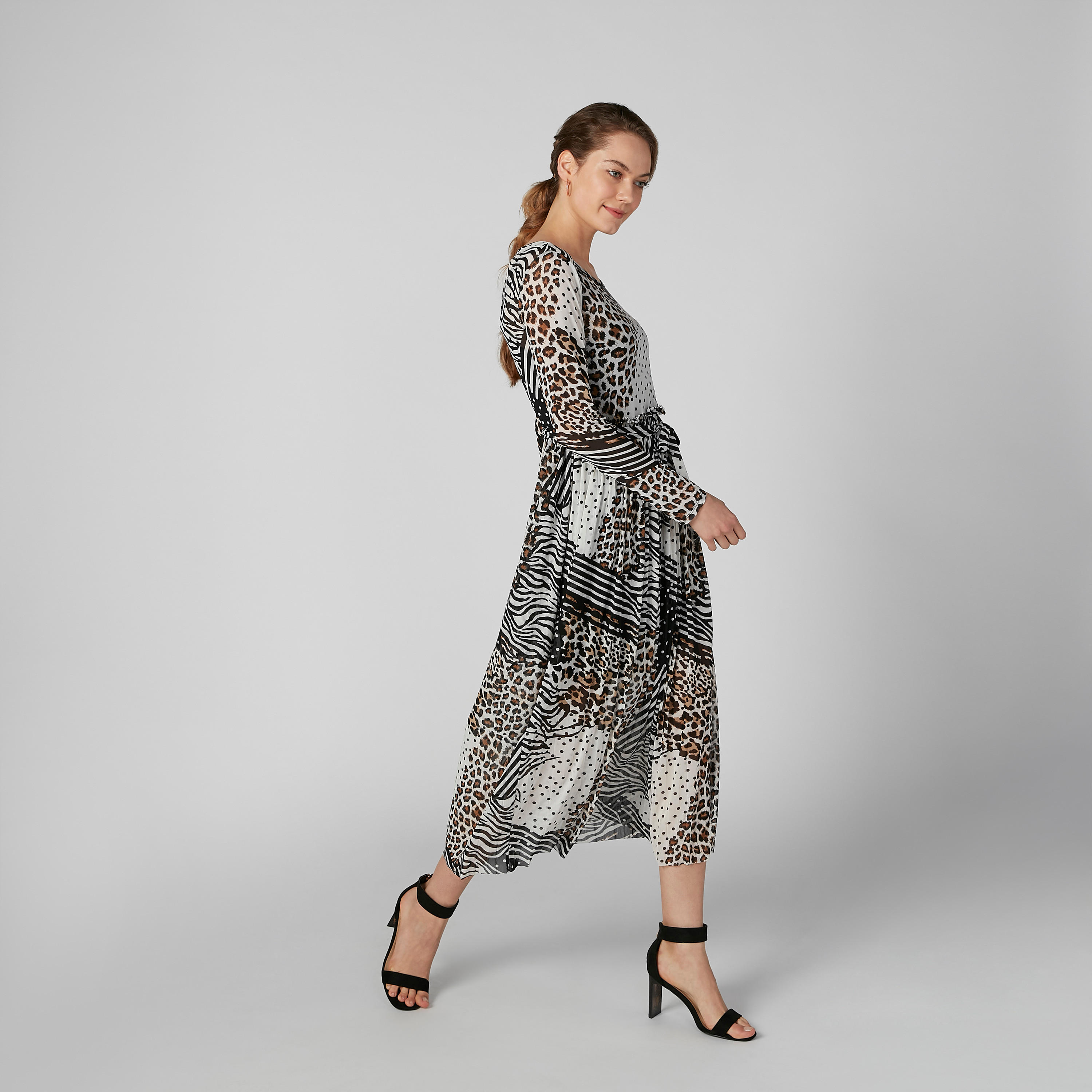 فستان متوسط الطول بأكمام طويلة وطبعات حيوانات-women-clothing-dresses-image-4