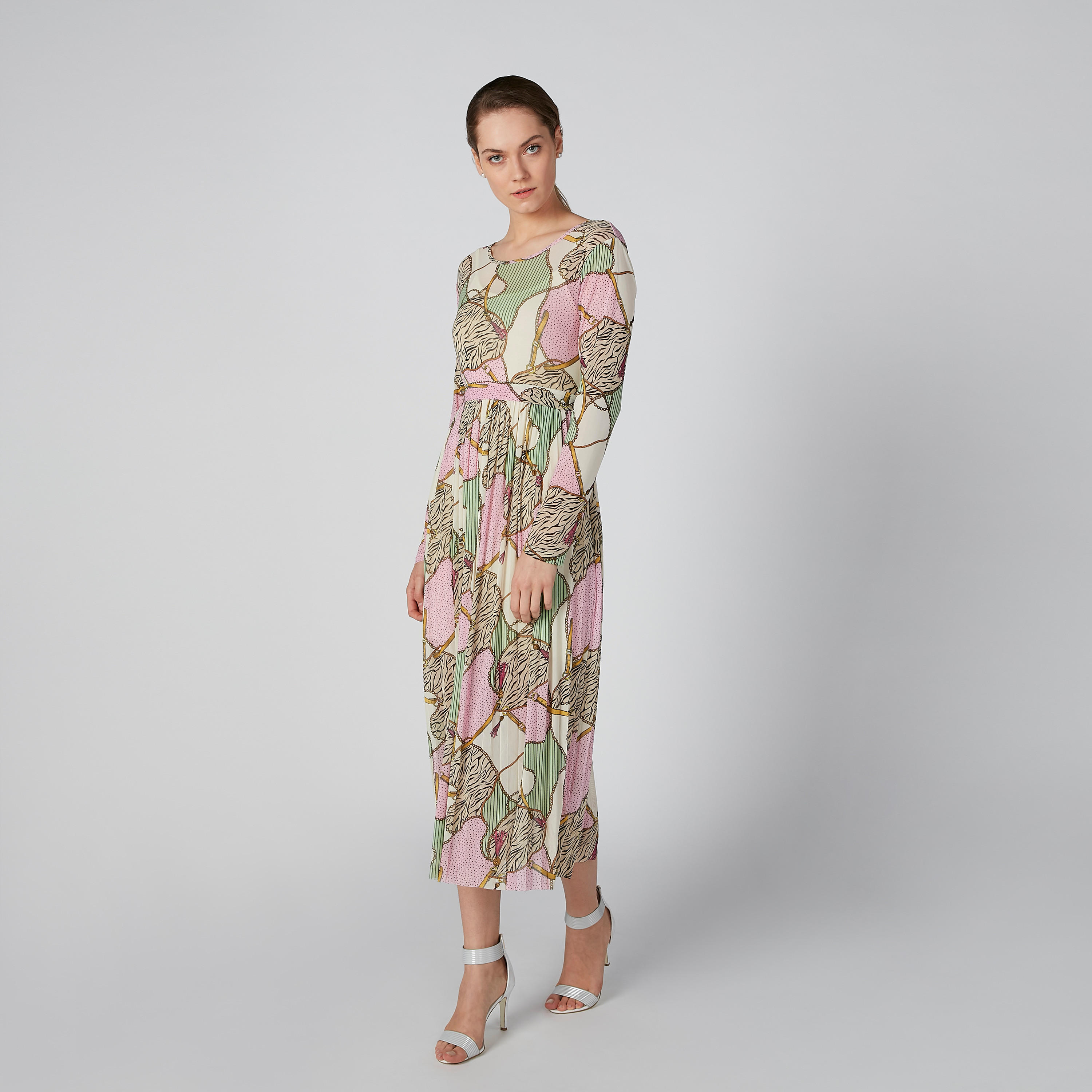 فستان متوسط الطول بأكمام طويلة وطبعات-women-clothing-dresses-image-1