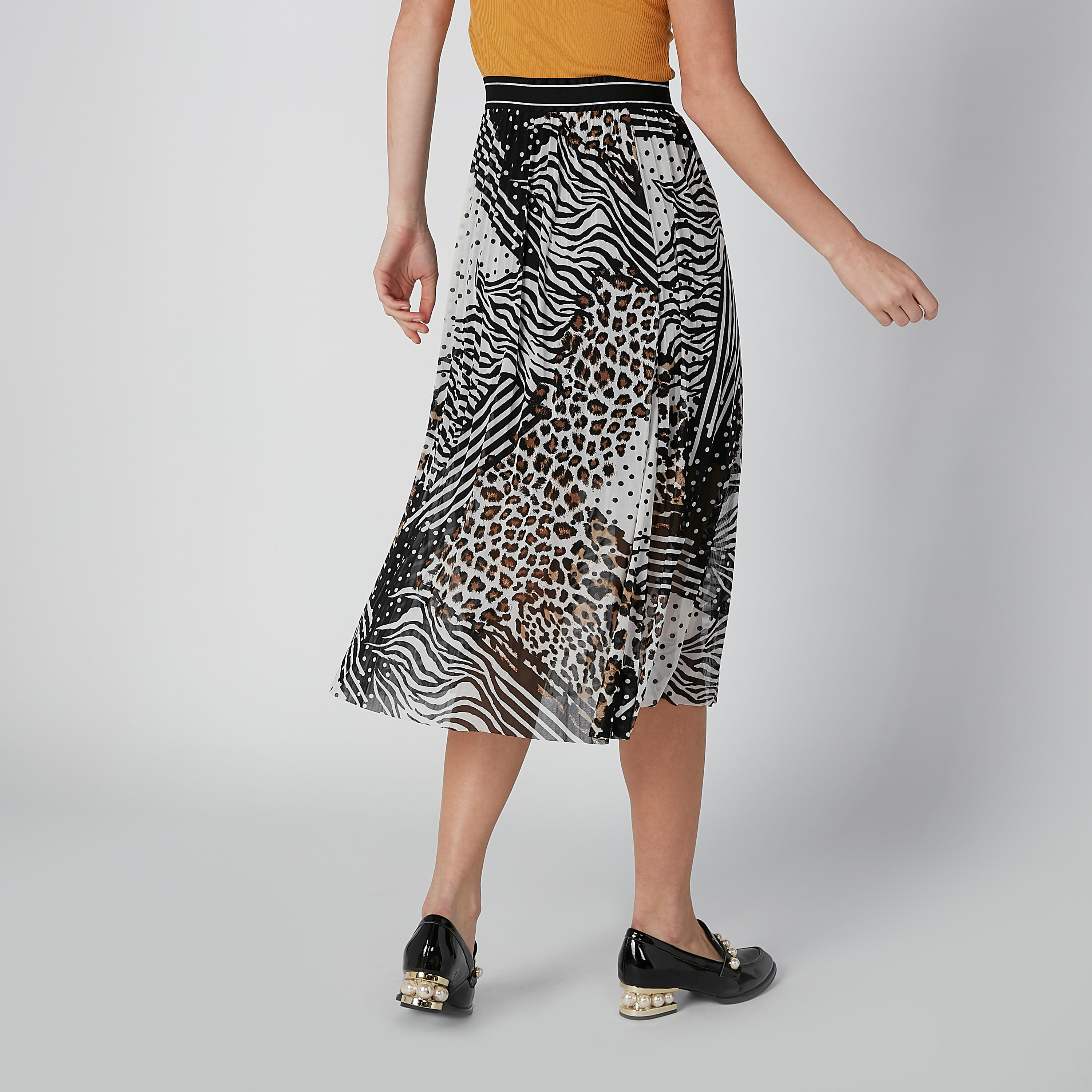 تنورة متوسطة الطول بخصر مطّاطي وطبعات-women-clothing-bottoms-skirts-image-2