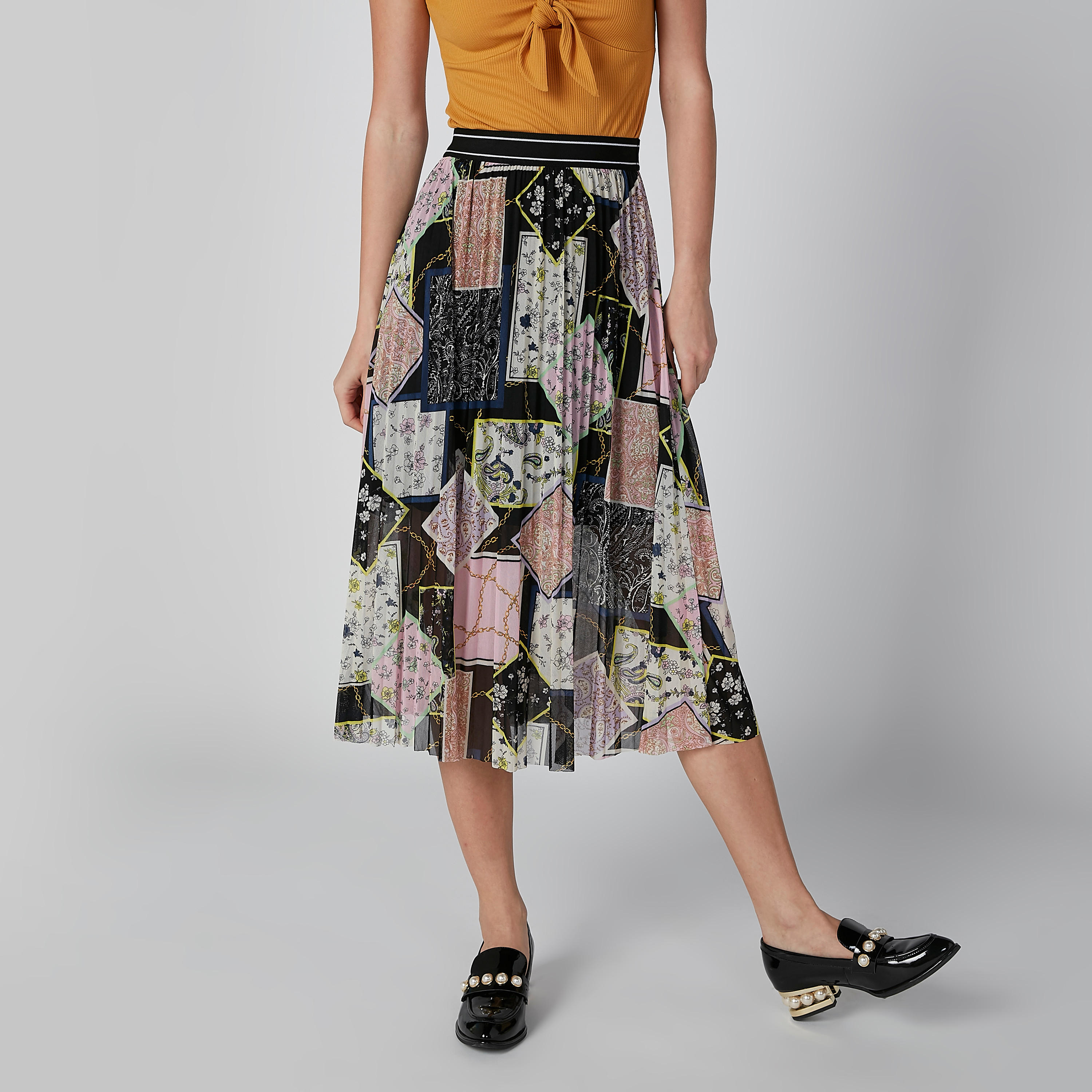 تنورة إيه لاين متوسطة الطول بخصر مطّاطي وطبعات-women-clothing-bottoms-skirts-image-1