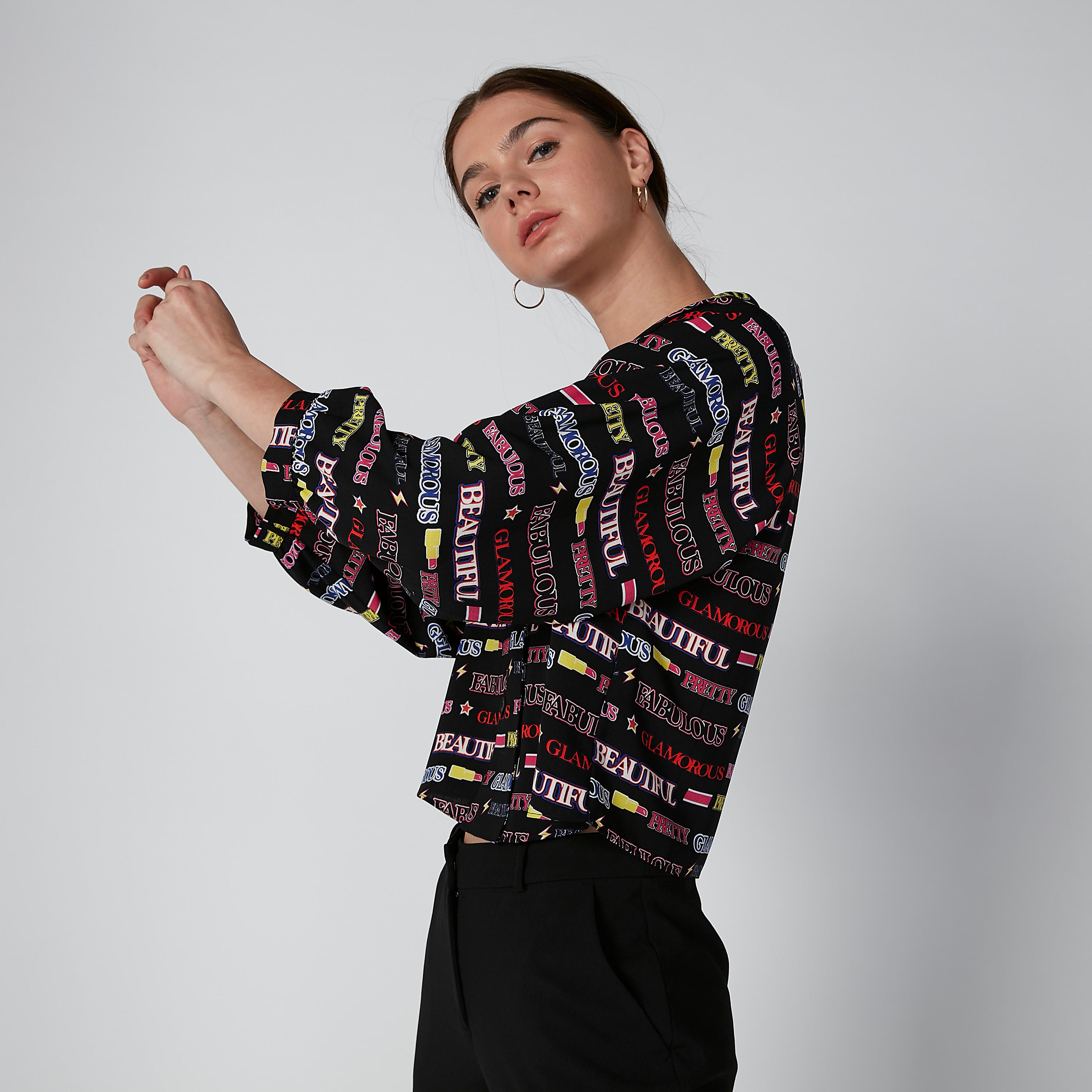 قميص بأكمام طويلة ووصلة أزرار كاملة وطبعات-women-clothing-shirtsandblouses-shirts-image-2