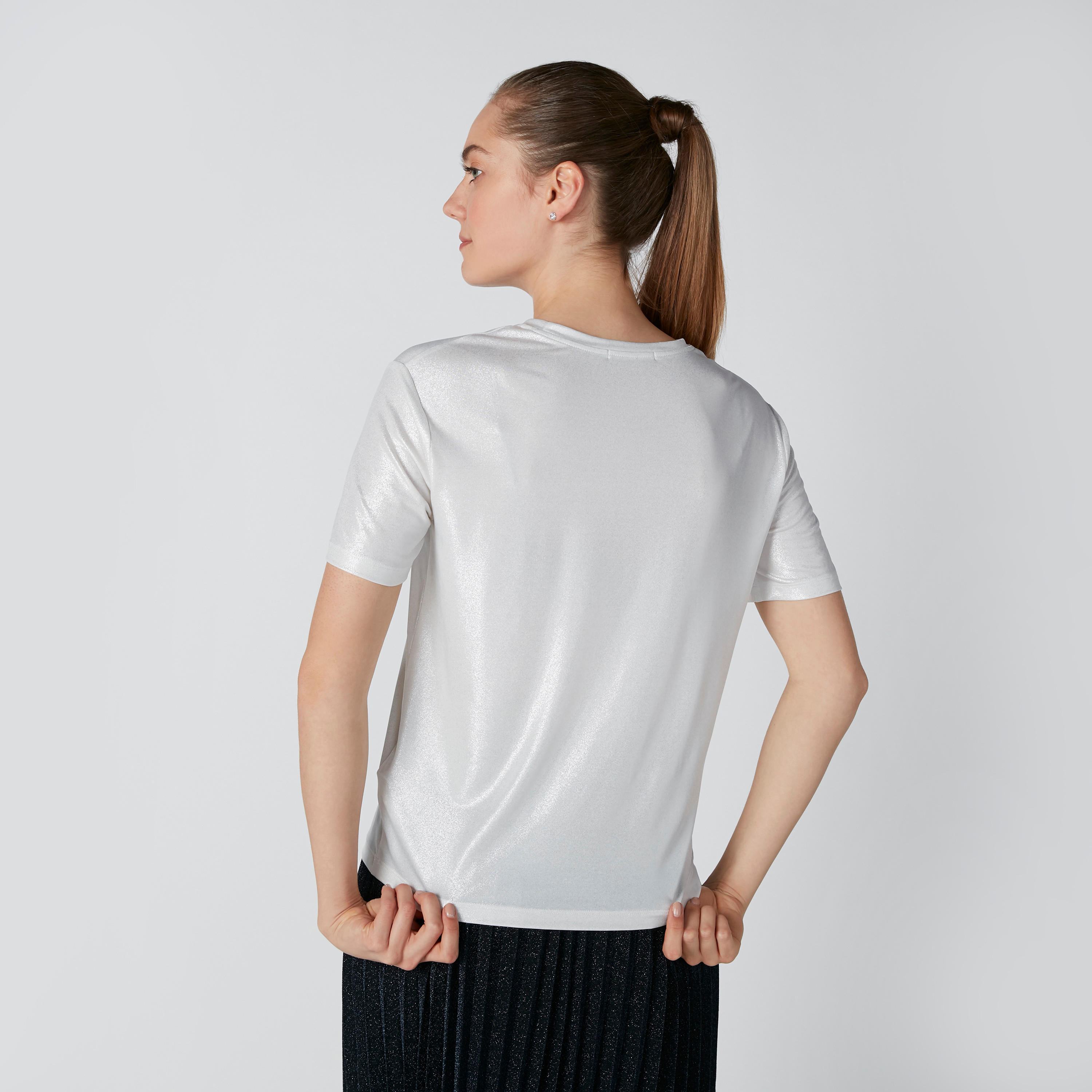 تيشيرت بياقة مستديرة وأكمام قصيرة وطبعات-women-clothing-tshirts-image-3