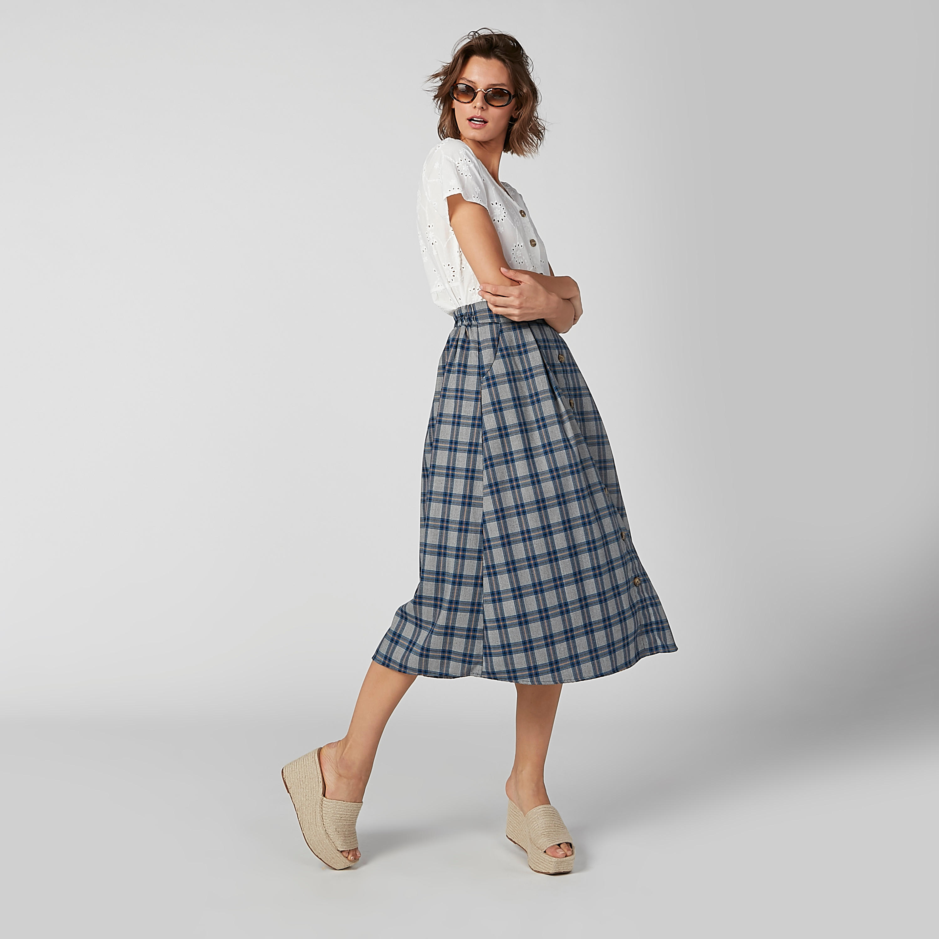 تنورة كاروهات إيه لاين متوسطة الطول بجيوب-women-clothing-bottoms-skirts-image-2