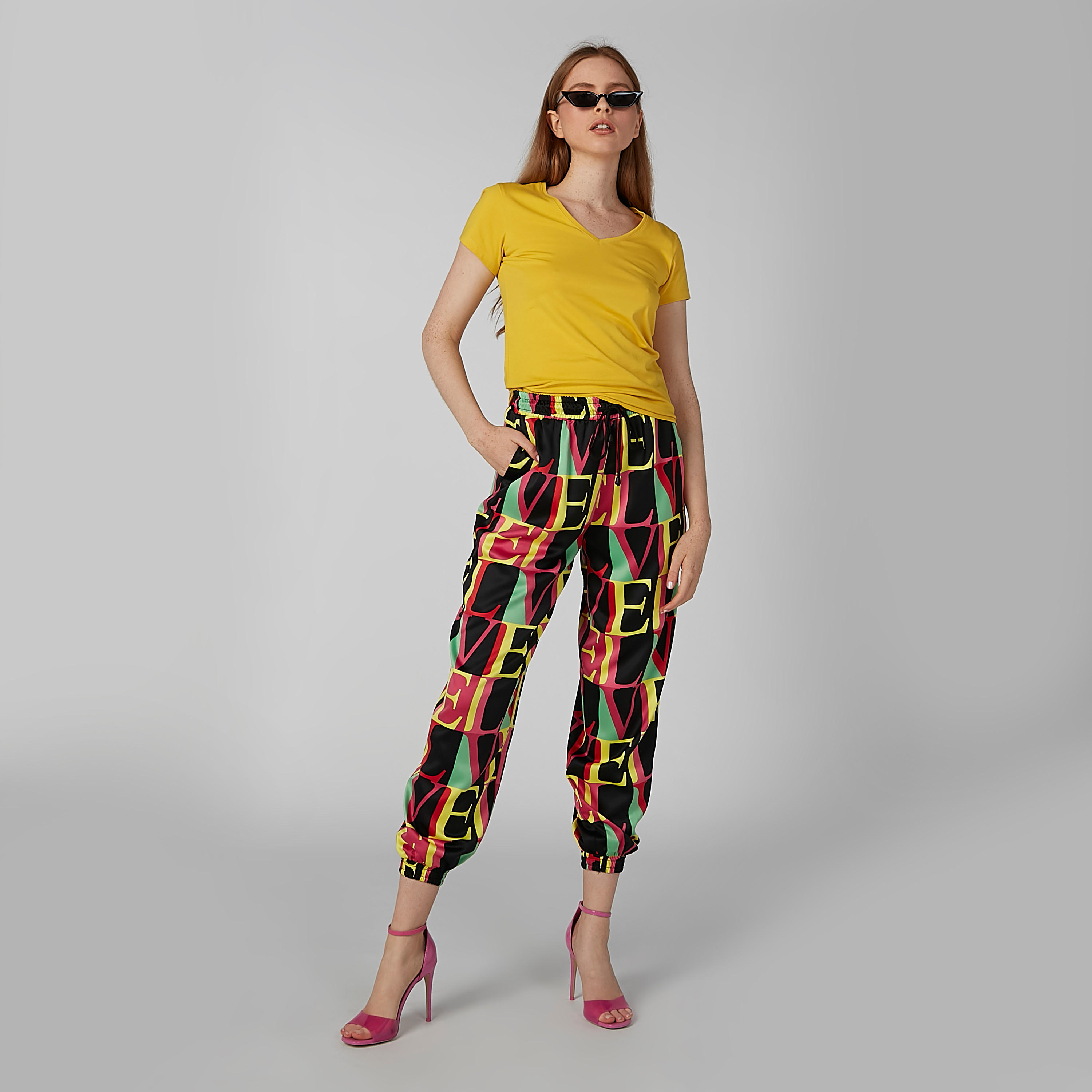 بنطال بأساور مطّاطية وجيوب وطبعات-women-clothing-bottoms-trousers-image-5