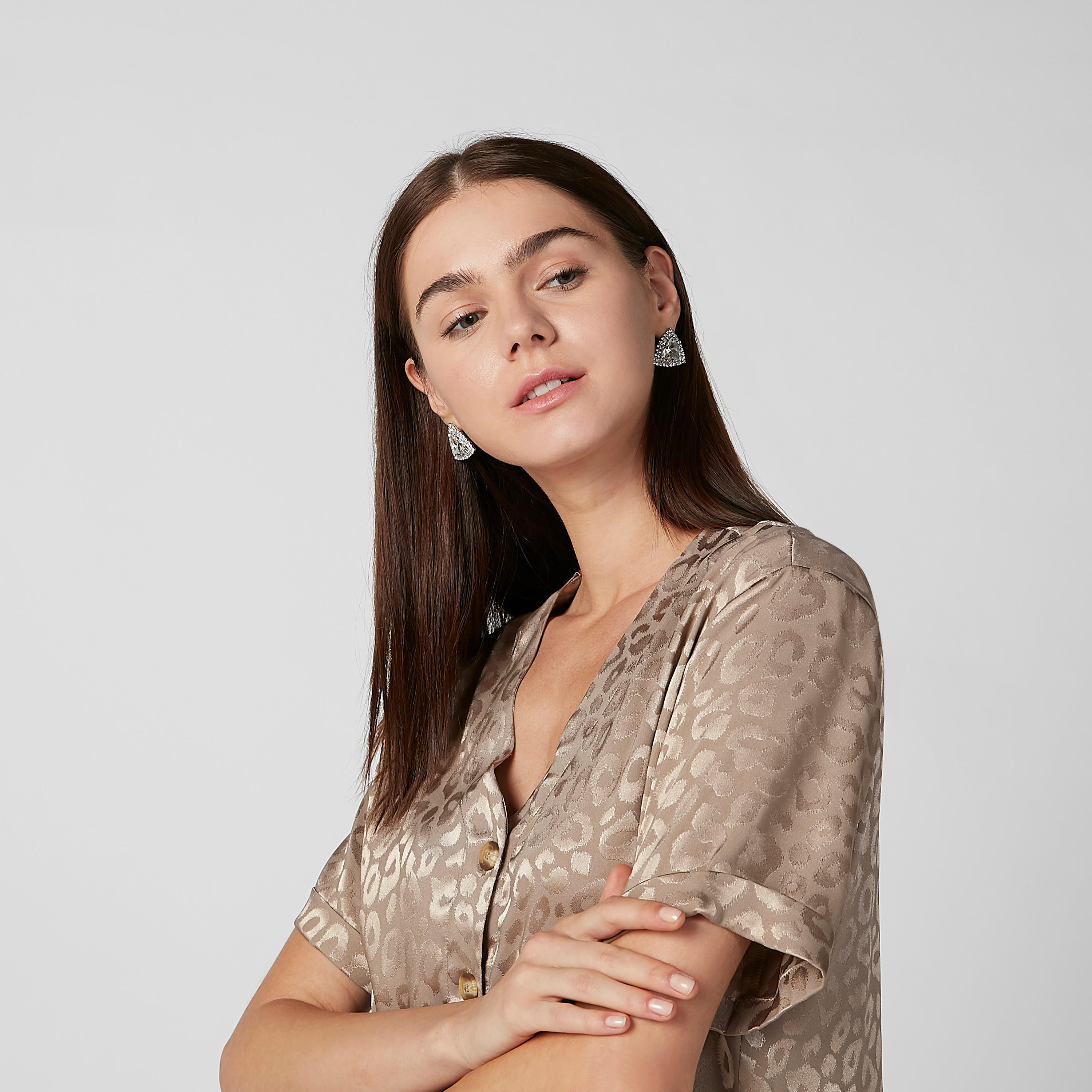 Textured Crop Shirt with V-neck and Short Sleeves-women-clothing-shirtsandblouses-shirts-image-4