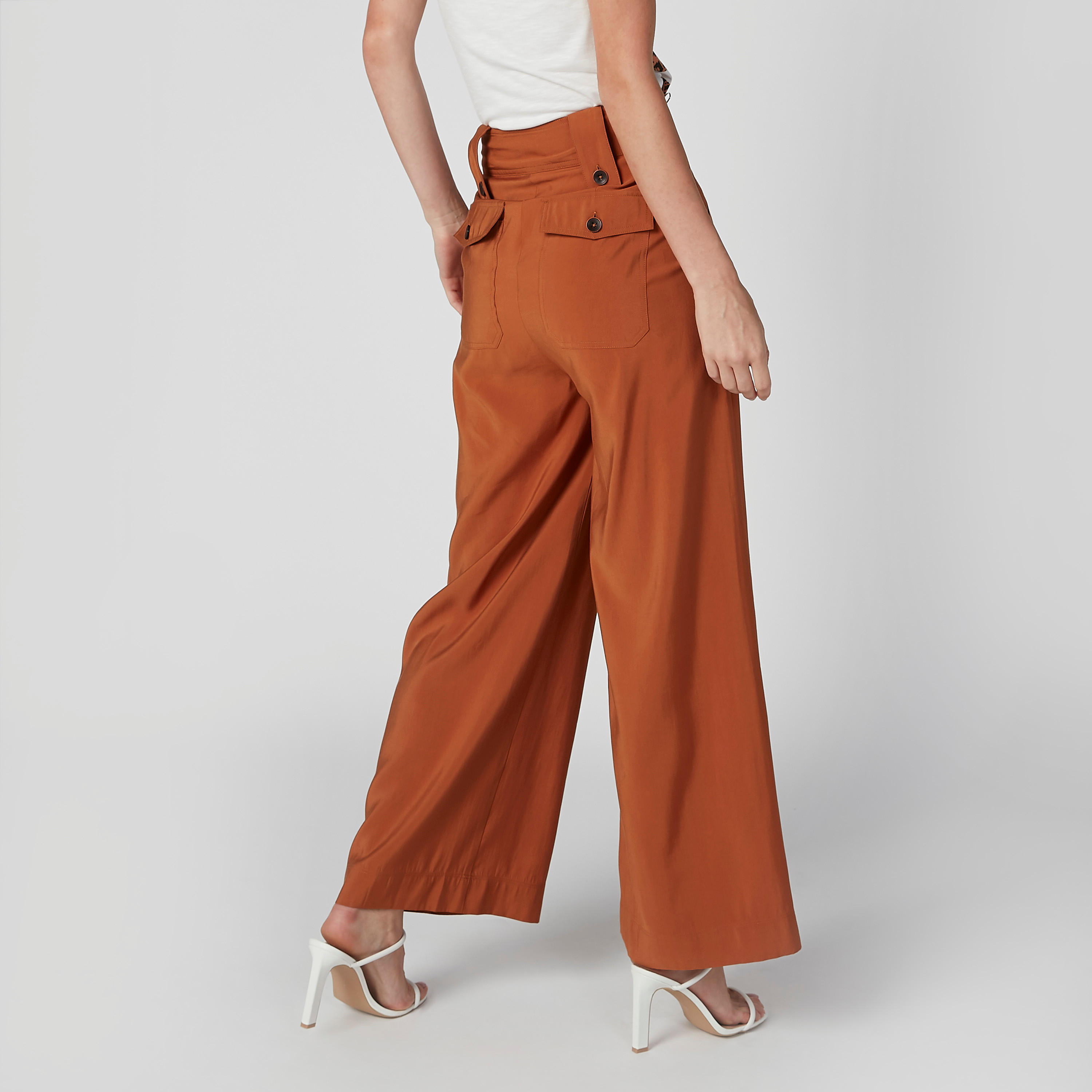 بنطال بالازو سادة بقصّة واسعة وخصر متوسط الارتفاع وجيوب-women-clothing-bottoms-trousers-image-5