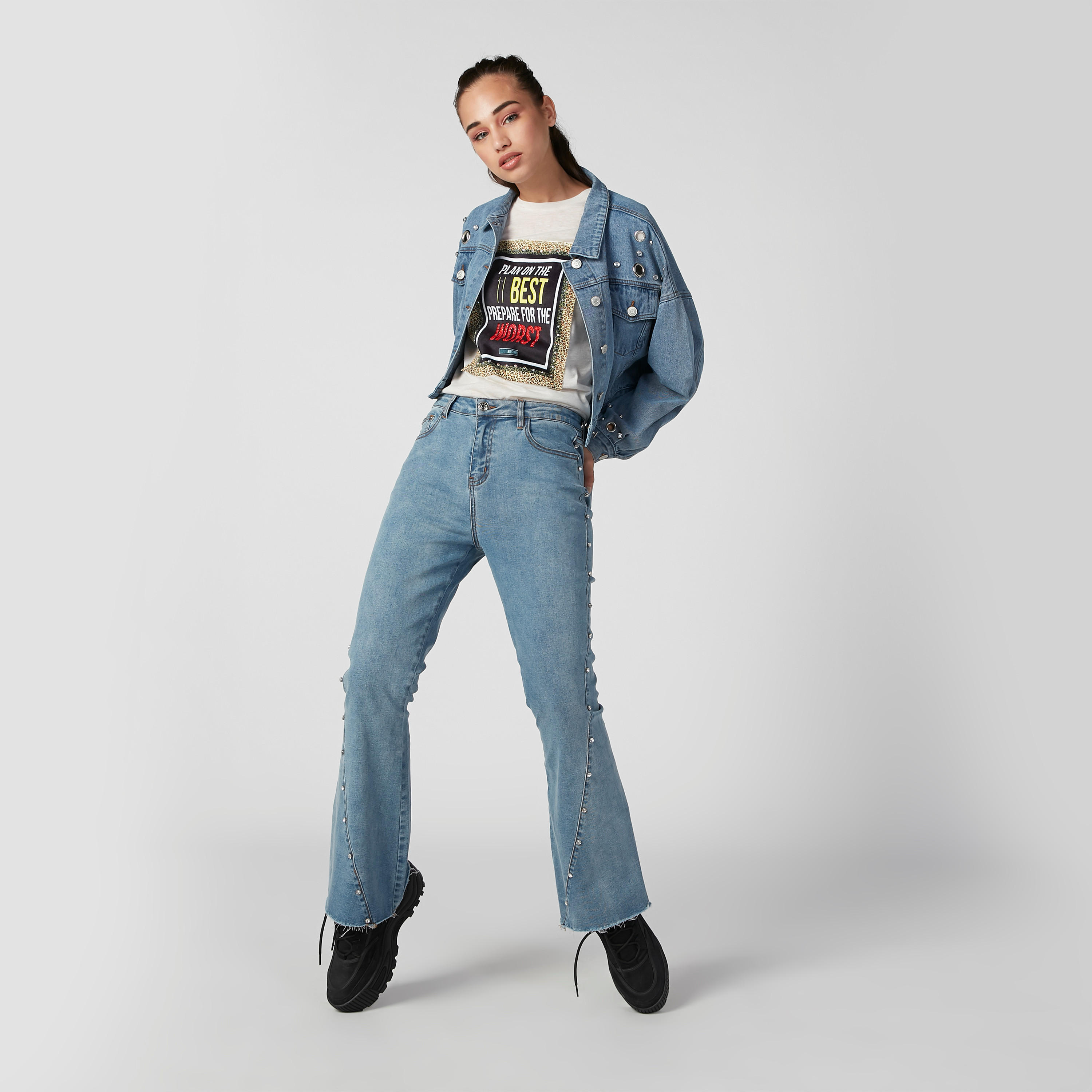 تيشيرت بياقة مستديرة وأكمام قصيرة وطبعات-women-clothing-tshirts-image-3