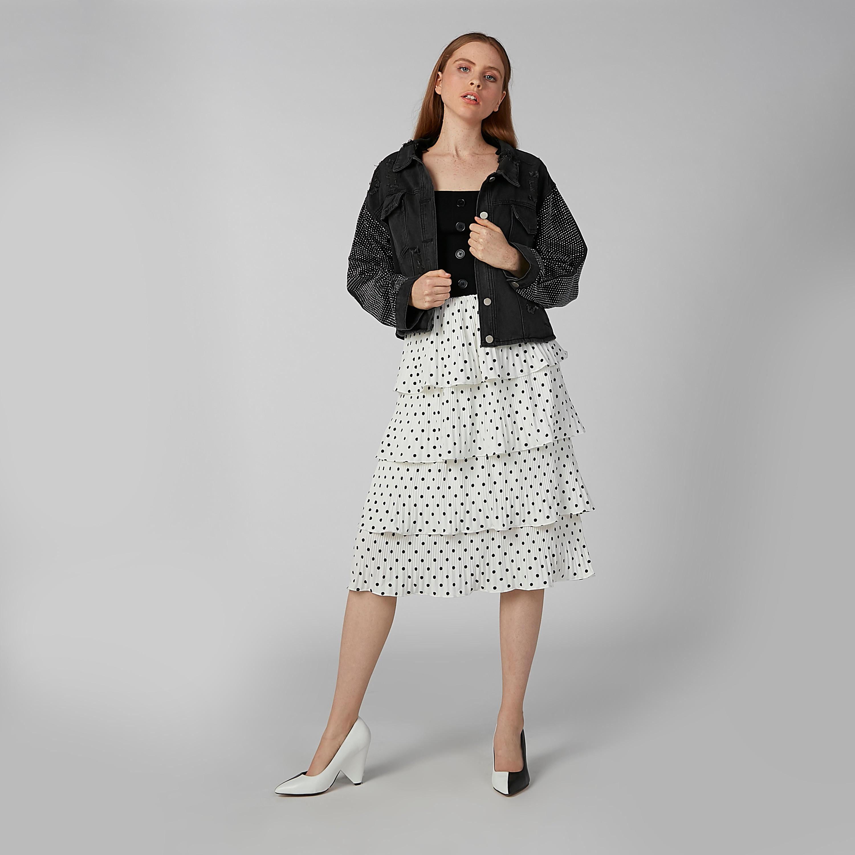 بلوزة كامي مضلّعة بحمّالات رباط وأزرار-women-clothing-shirtsandblouses-blouses-image-2