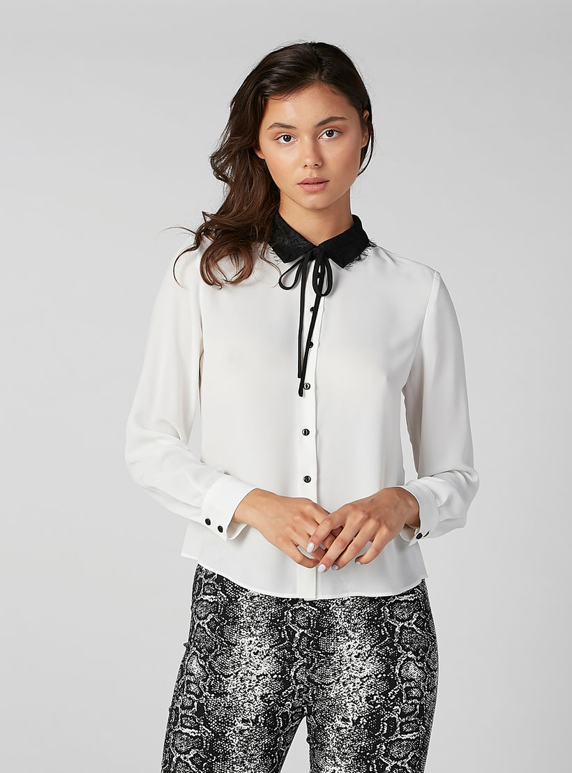 قميص منسوج بياقة رباط وتفاصيل دانتيل وأكمام طويلة-women-clothing-shirtsandblouses-shirts-image-4