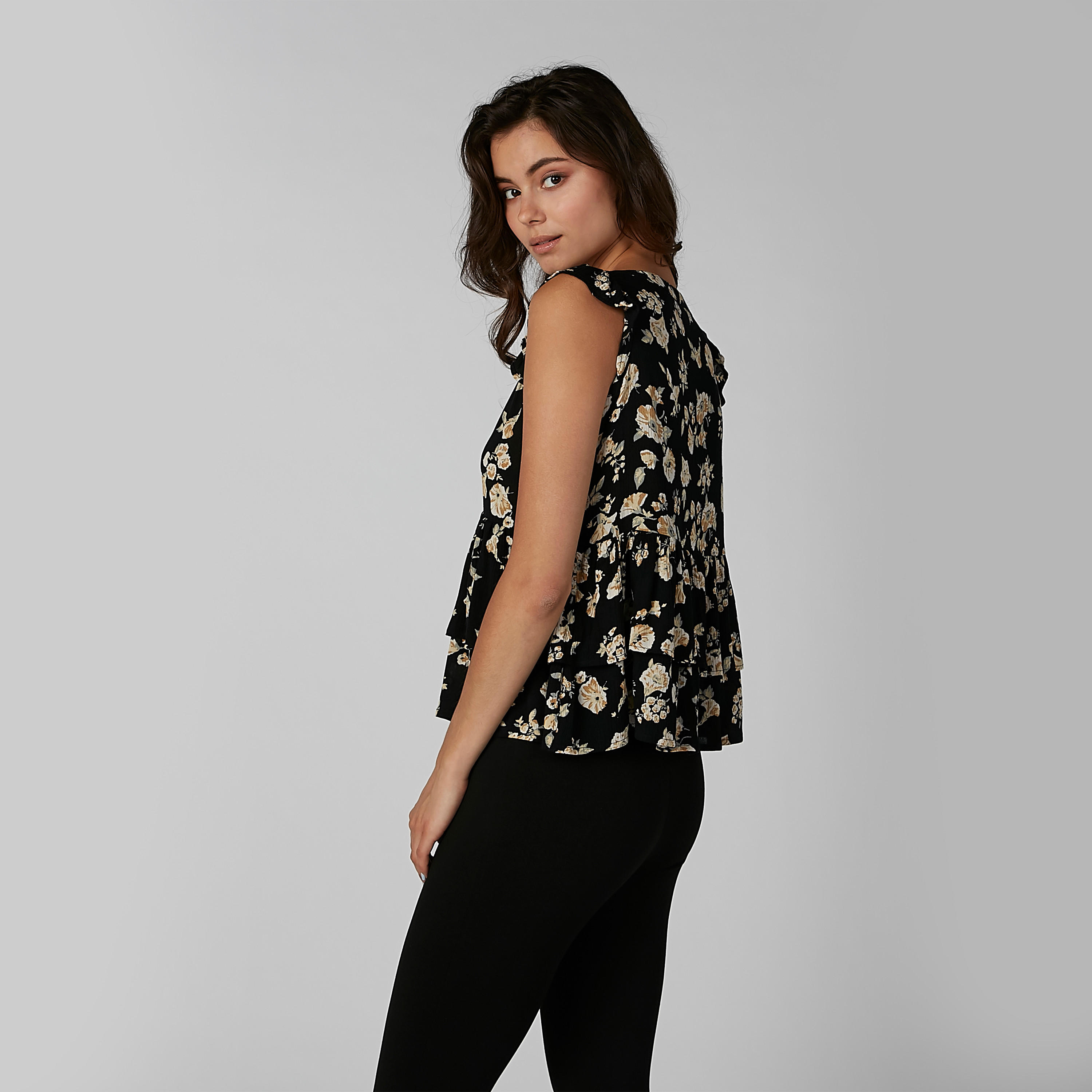 بلوزة دون أكمام وكشكشة بياقة V وطبعات-women-clothing-shirtsandblouses-blouses-image-4