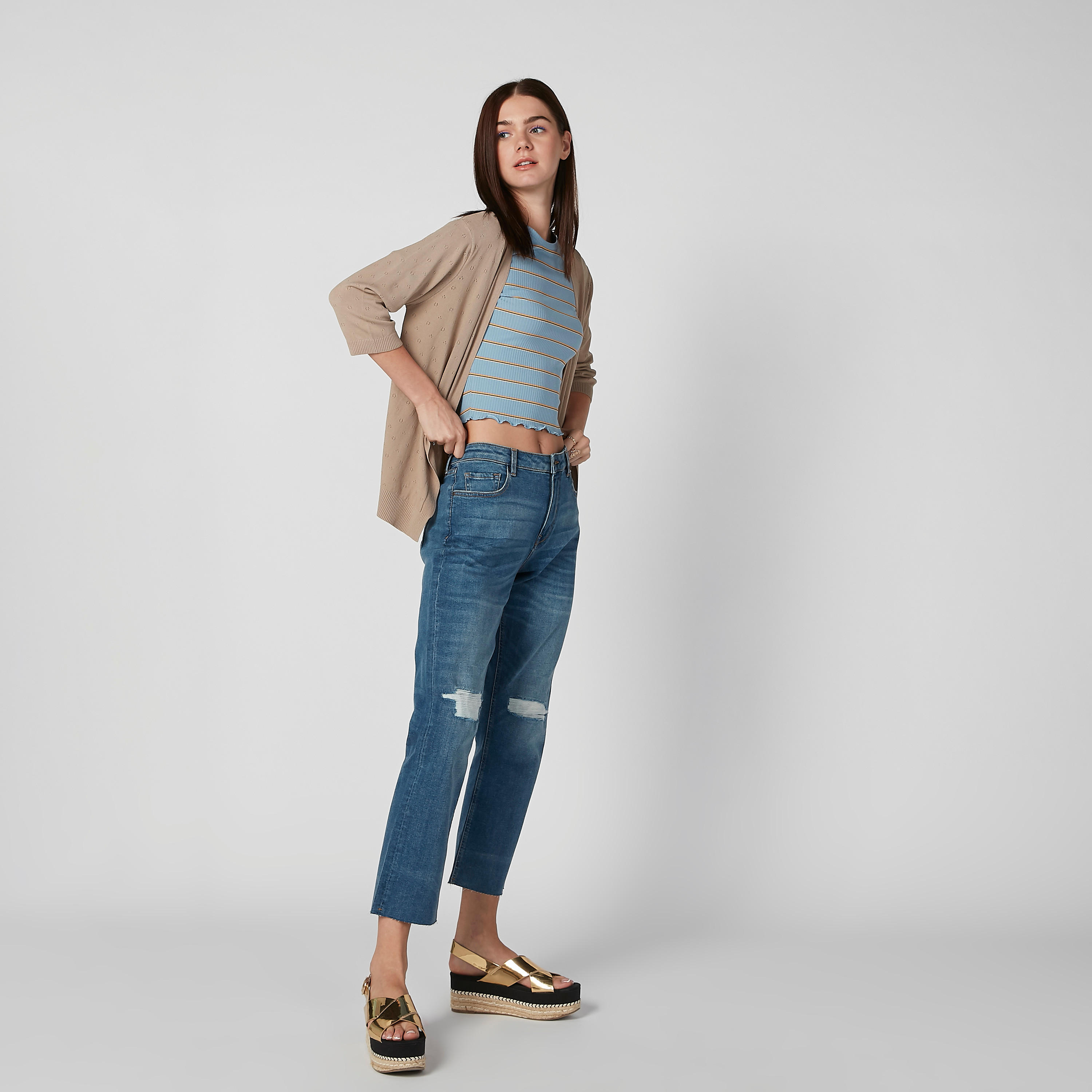 تيشيرت قصير مقلّم بياقة مستديرة وأكمام قصيرة-women-clothing-tshirts-image-4