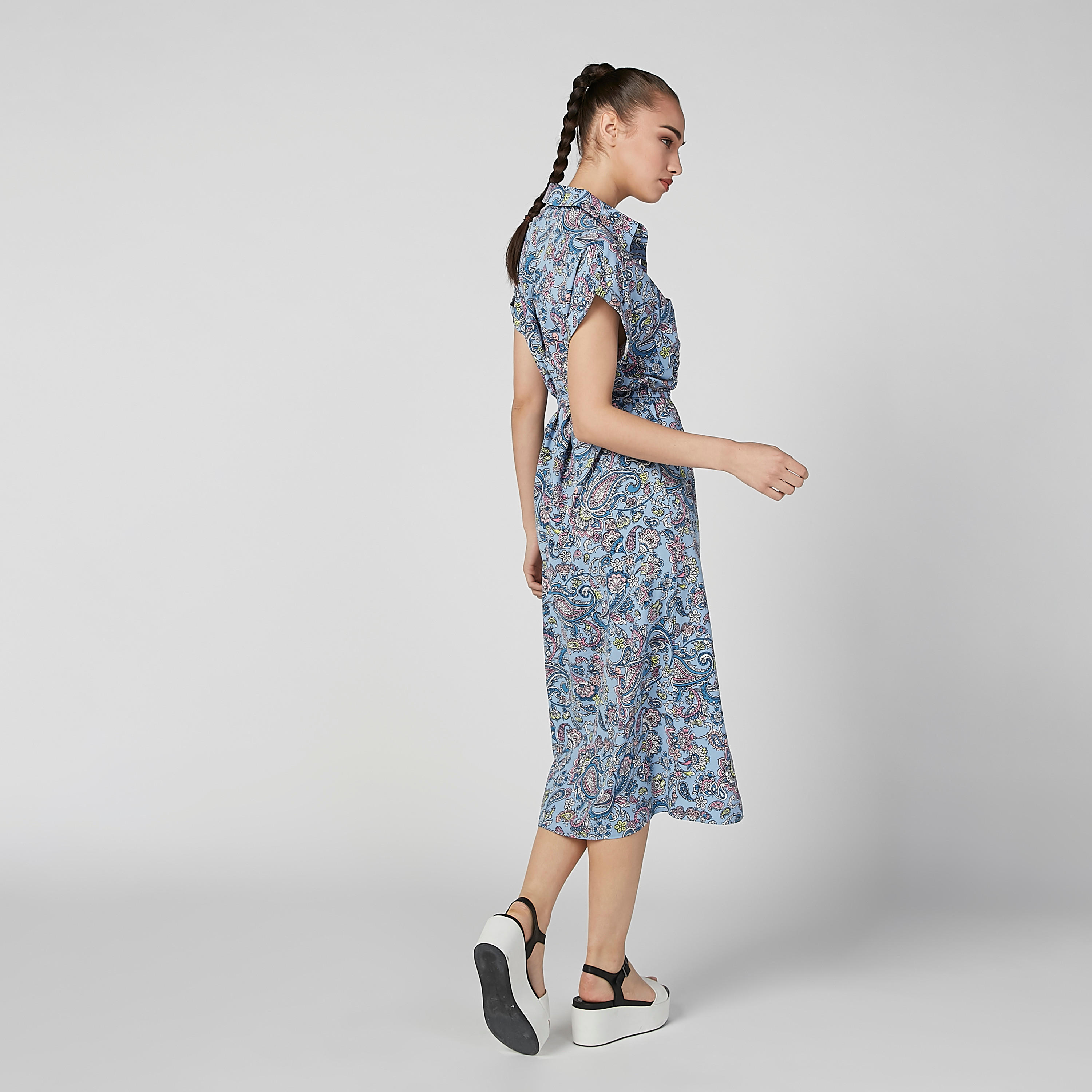 فستان قميص إيه لاين متوسط الطول بأكمام متصلة وأربطة وطبعات-women-clothing-dresses-image-3