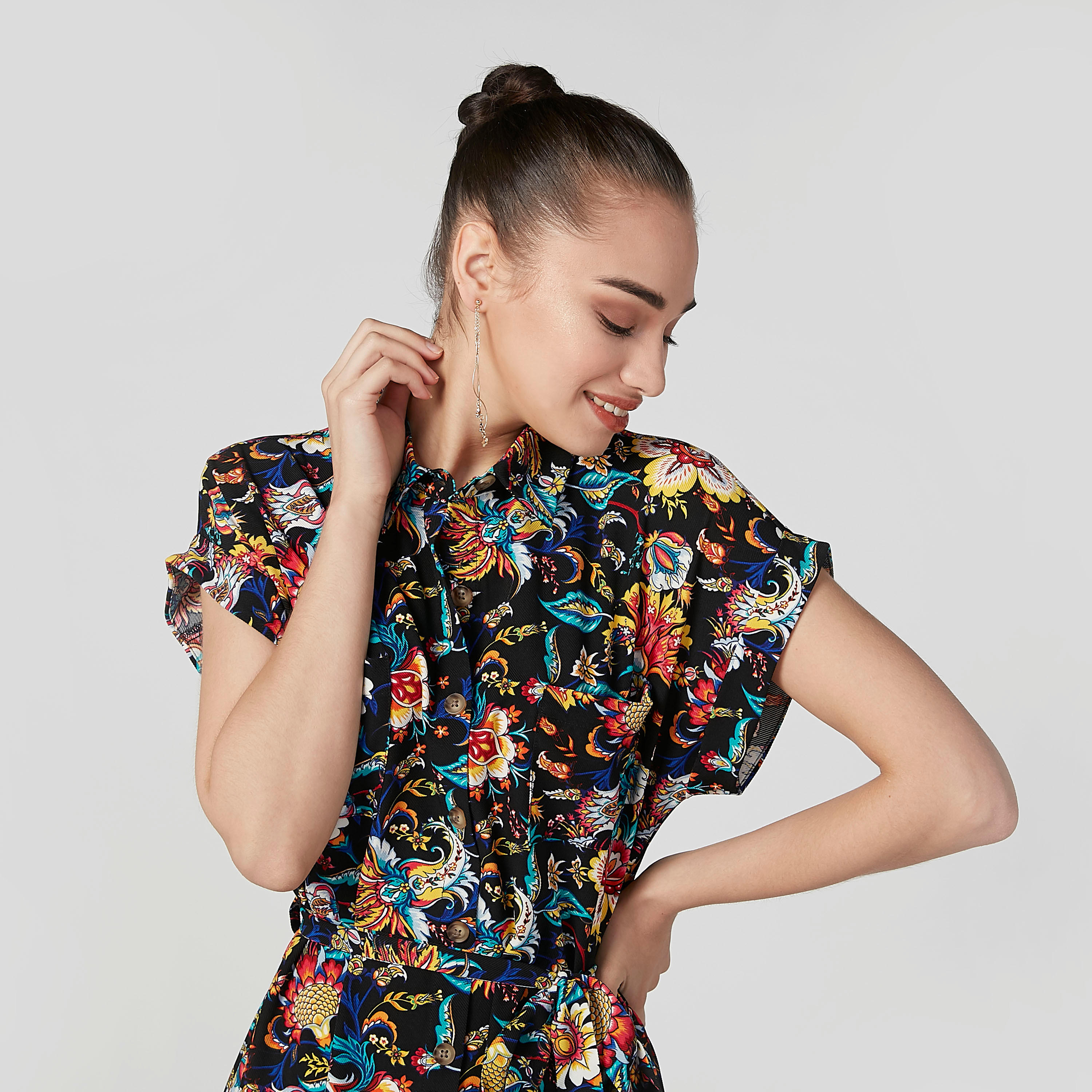 فستان قميص متوسط الطول بأكمام متصلة وأربطة وطبعات زهرية-women-clothing-dresses-image-3