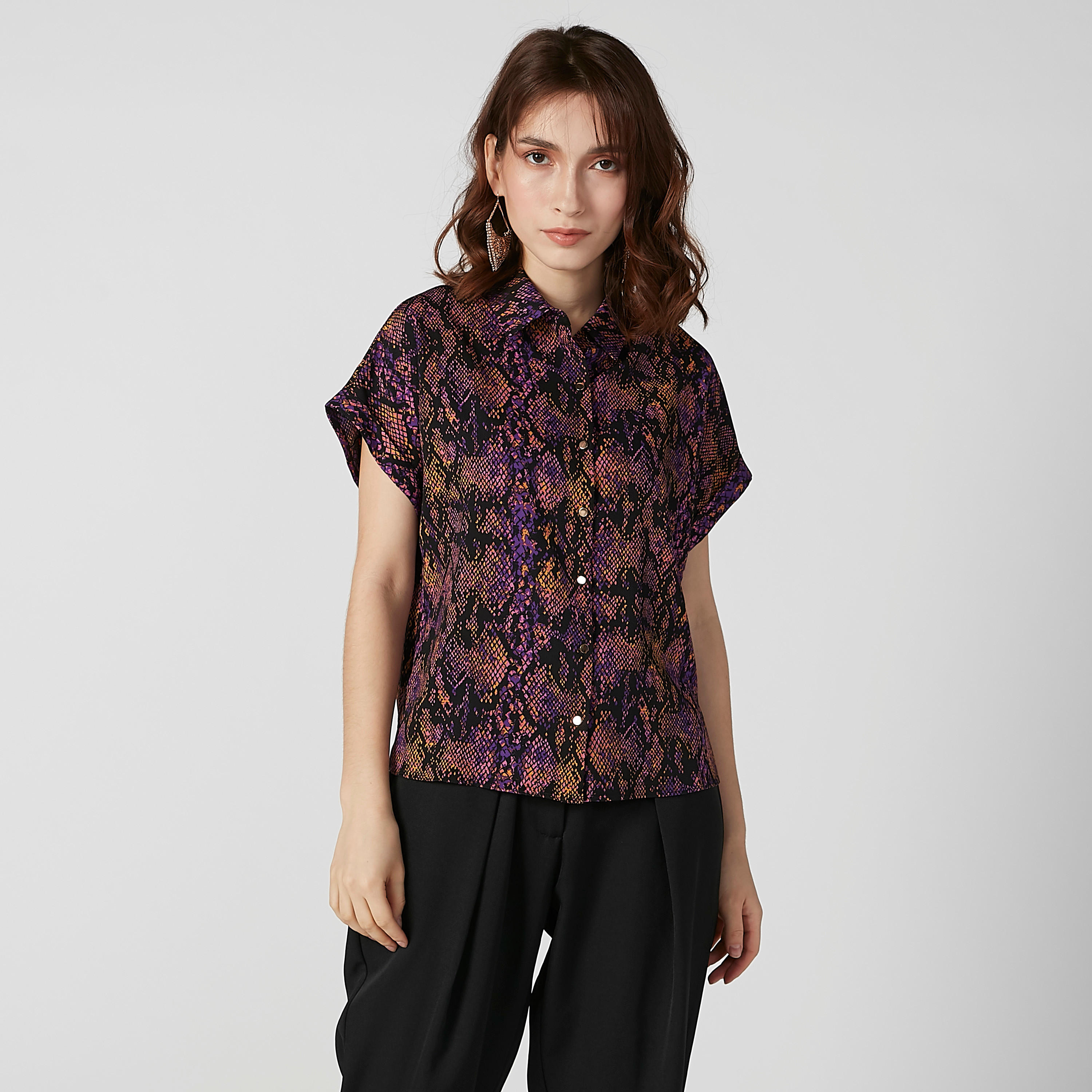 Printed Shirt with Short Sleeves and Complete Placket-women-clothing-shirtsandblouses-shirts-image-1