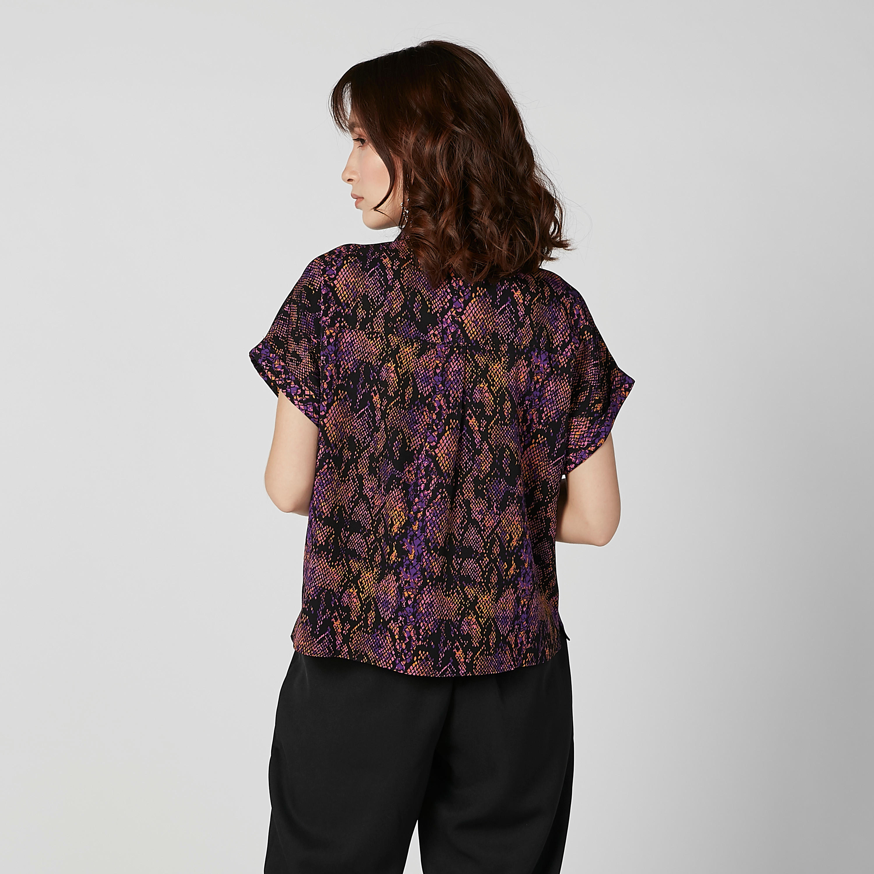 Printed Shirt with Short Sleeves and Complete Placket-women-clothing-shirtsandblouses-shirts-image-2