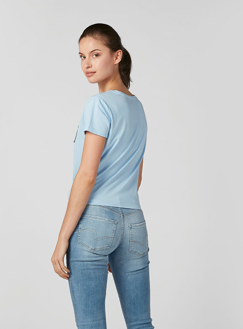 بلوزة قصيرة مزخرفة بياقة مستديرة وأربطة-women-clothing-tshirts-image-3