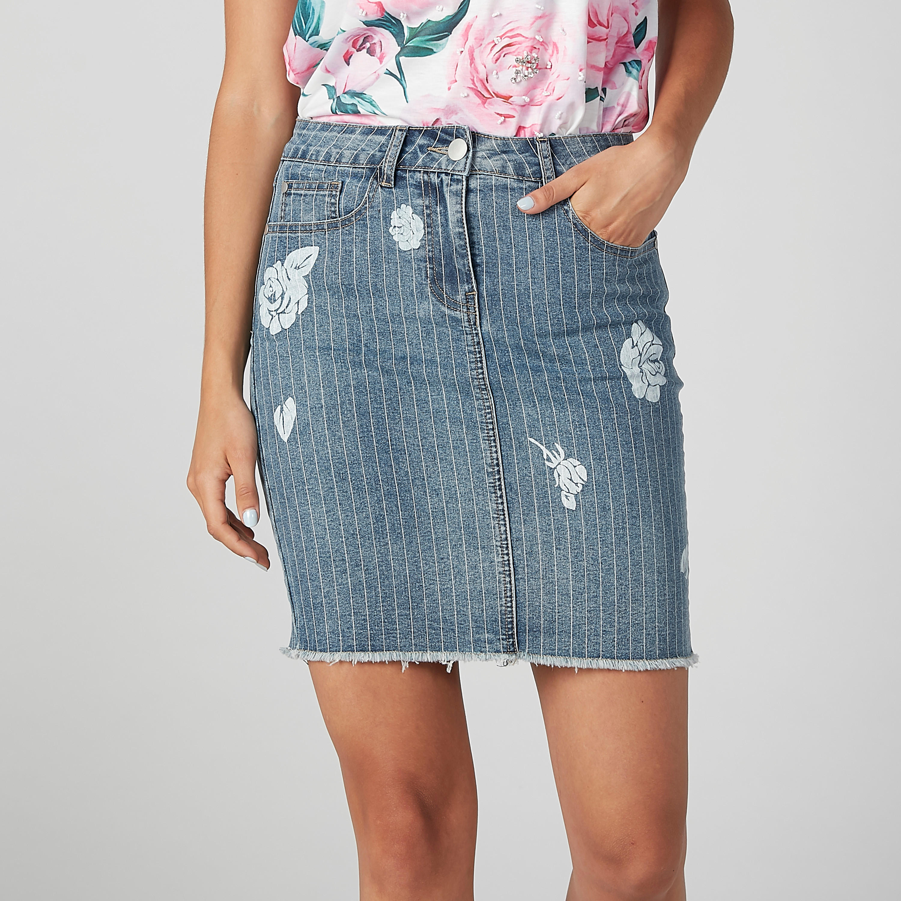 تنورة دينم مقلّمة بجيوب-women-clothing-bottoms-skirts-image-1