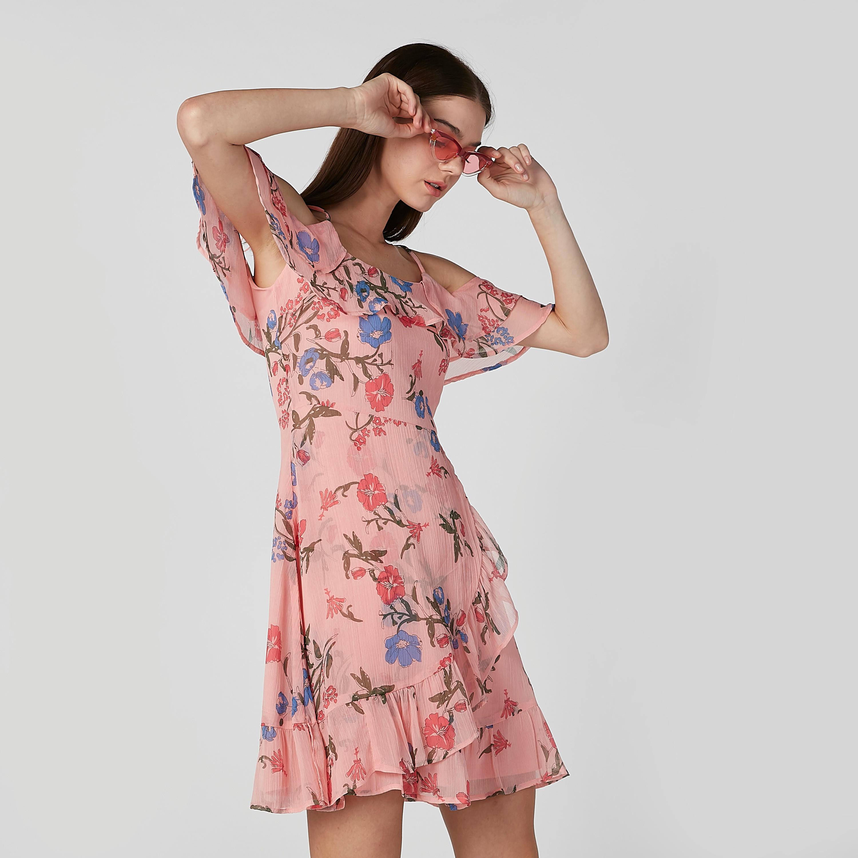 فستان إيه لاين مكشوف الأكتاف بتفاصيل كشكش وطبعات زهرية-women-clothing-dresses-image-1