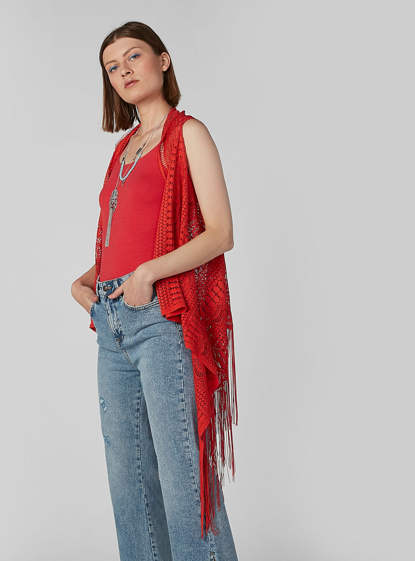 سترة طويلة بارزة الملمس دون أكمام بحوّاف شراشيب-women-winterwear-cardigansandjumpers-cardigans-image-1