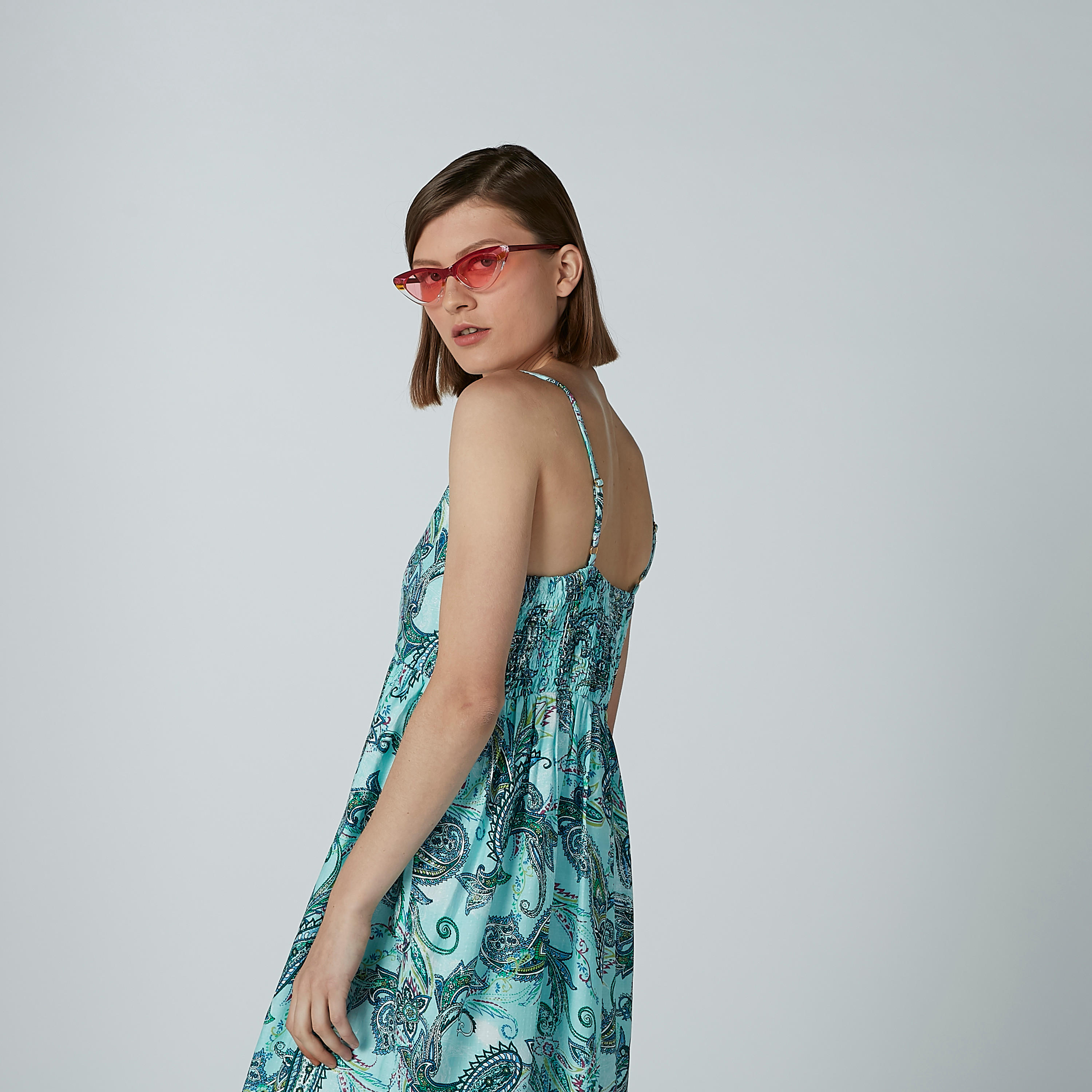 فستان إيه لاين طويل بحمّالات قابلة للتعديل وطبعات بيزلي-women-clothing-dresses-image-1