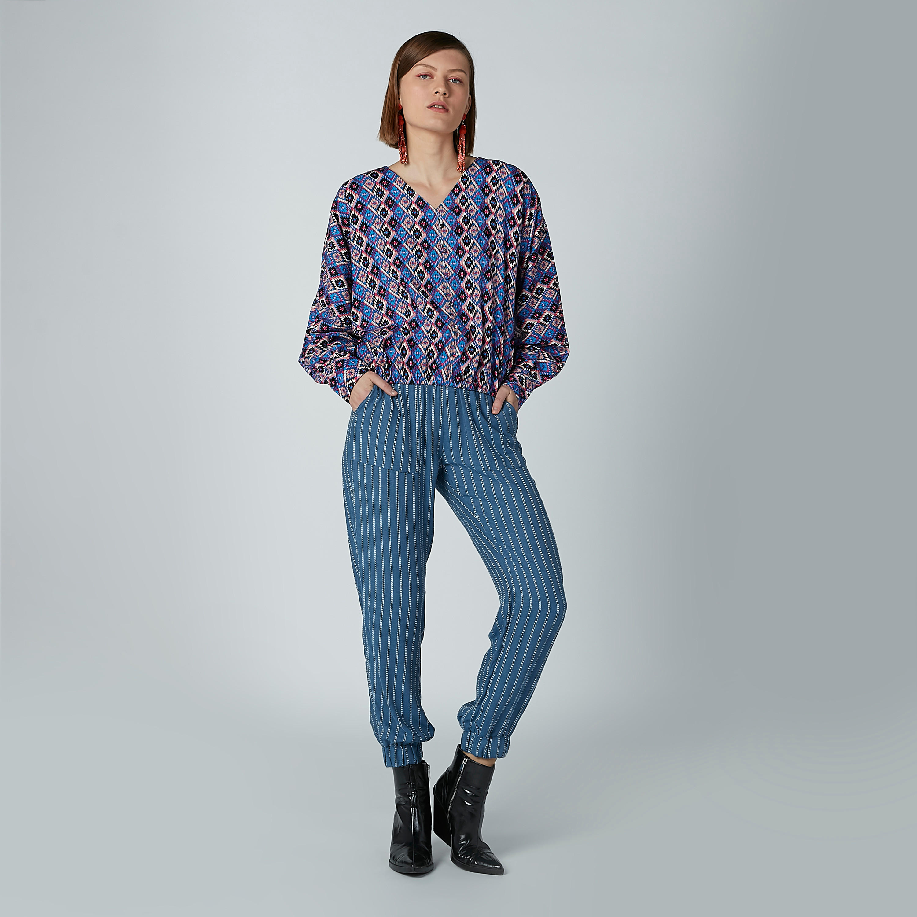 Printed Top with V-neck and Long Sleeves-women-clothing-shirtsandblouses-blouses-image-3