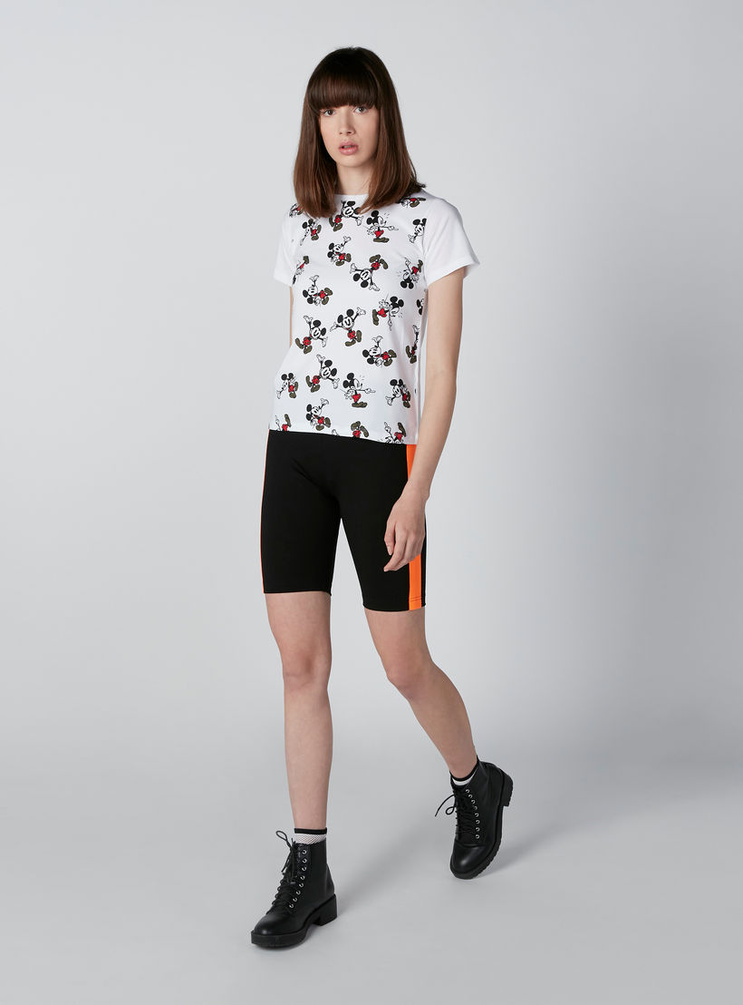 شورت بقصّة سكيني وشريطة-women-clothing-bottoms-shorts-image-1
