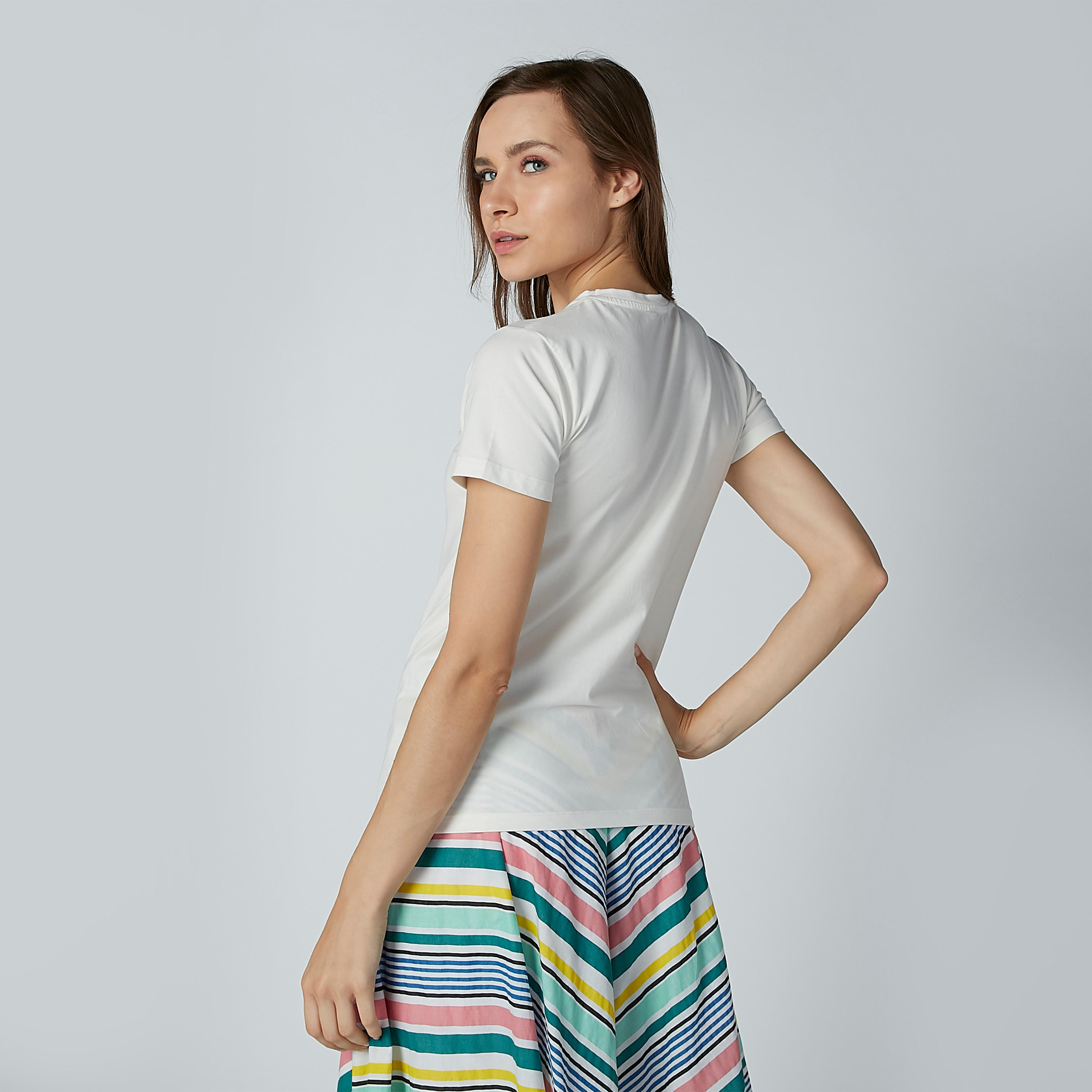 تيشيرت مطبوعة بياقة مستديرة وأكمام قصيرة-women-clothing-tshirts-image-4