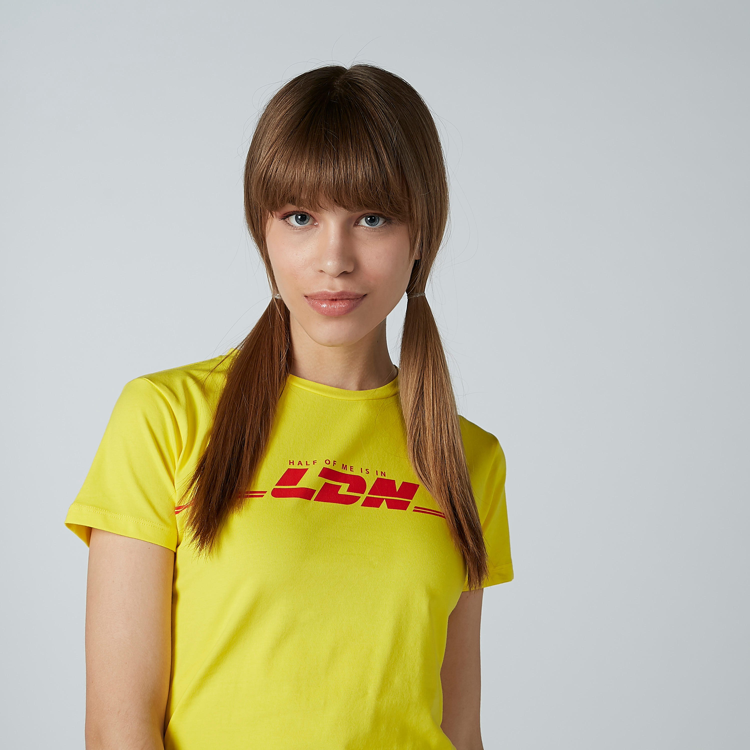 تيشيرت بياقة مستديرة وأكمام قصيرة وطبعات-women-clothing-tshirts-image-1