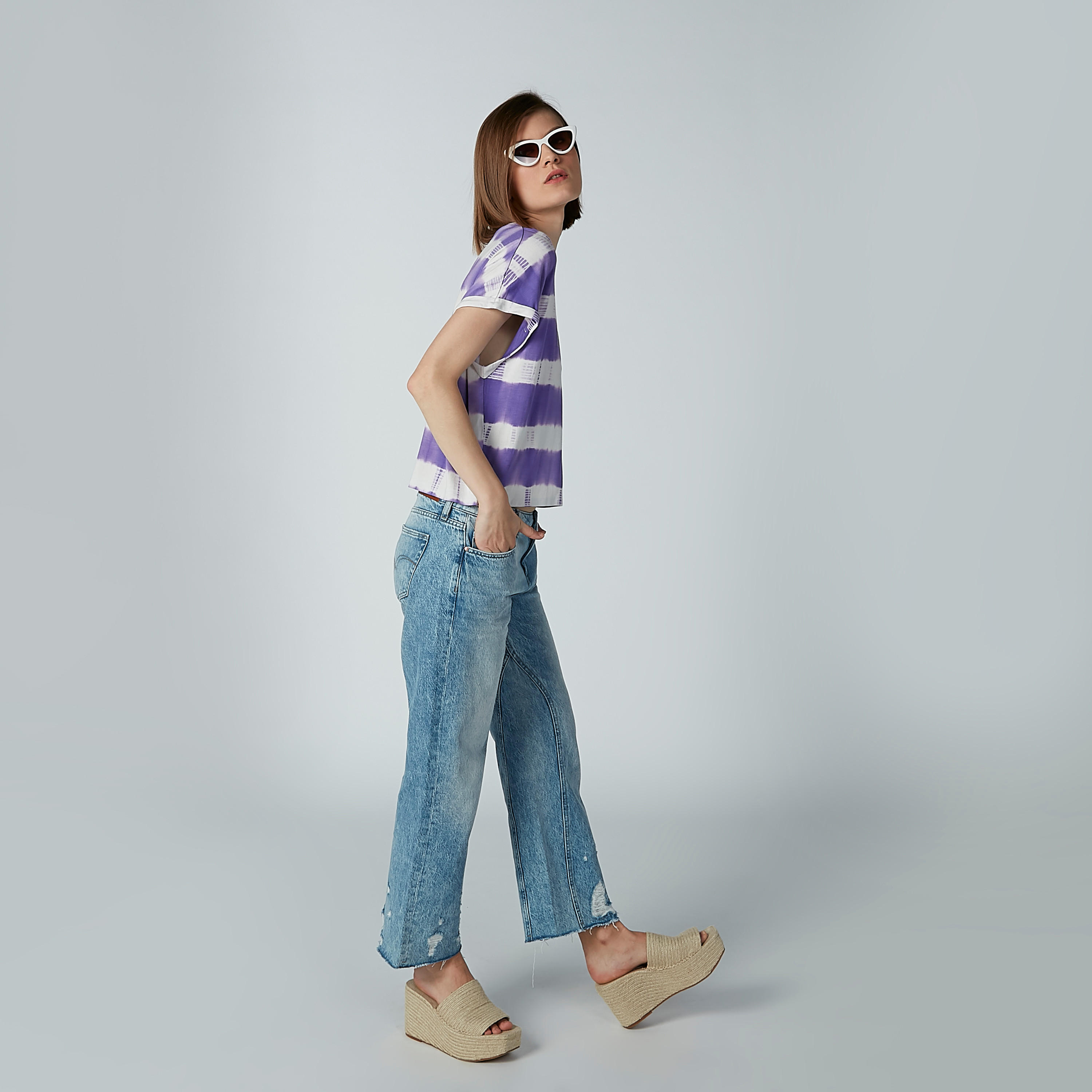 تيشيرت بياقة مستديرة وأكمام متصلة وطبعات-women-clothing-tshirts-image-4
