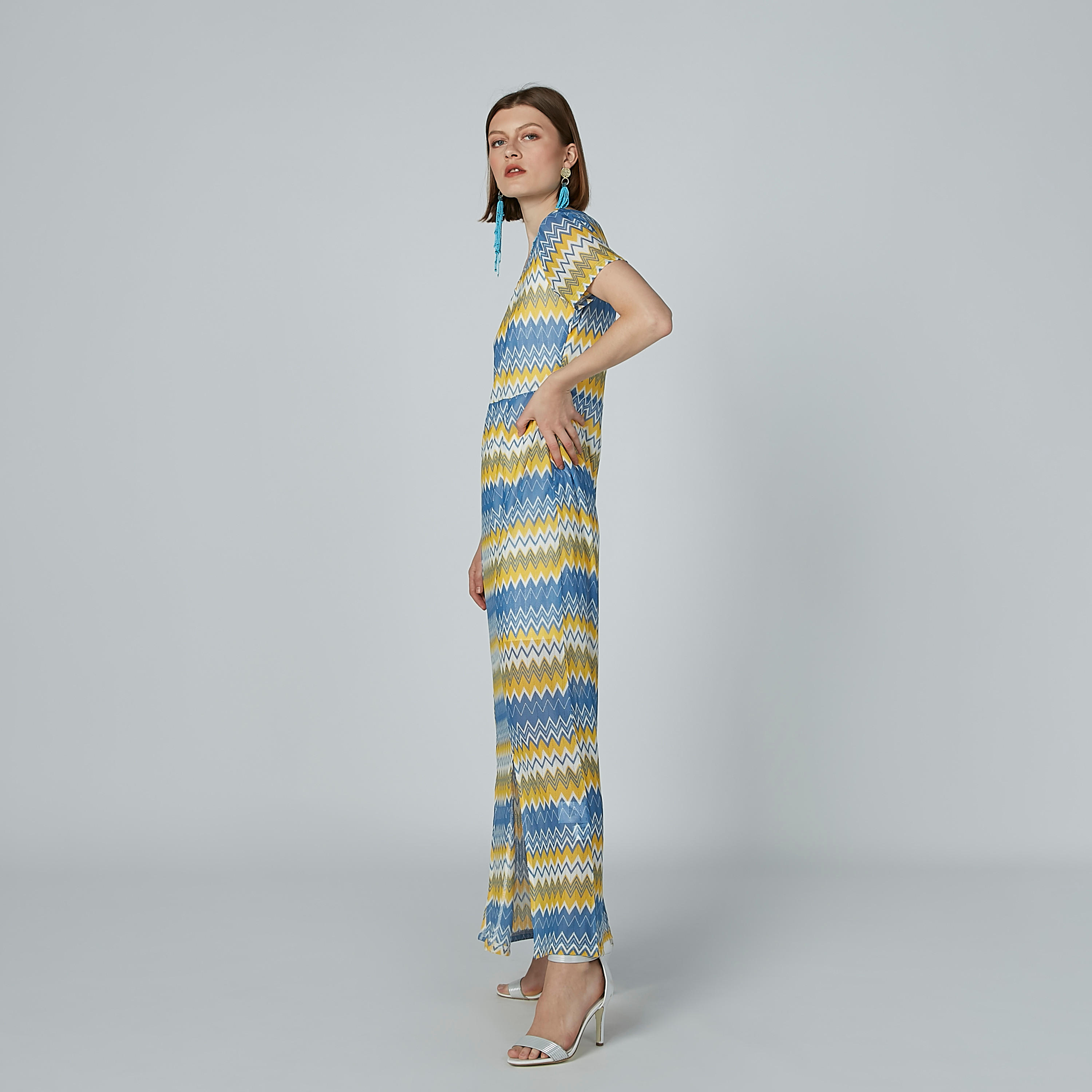 فستان إيه لاين طويل بياقة V وفتحات وطبعات-women-clothing-dresses-image-4