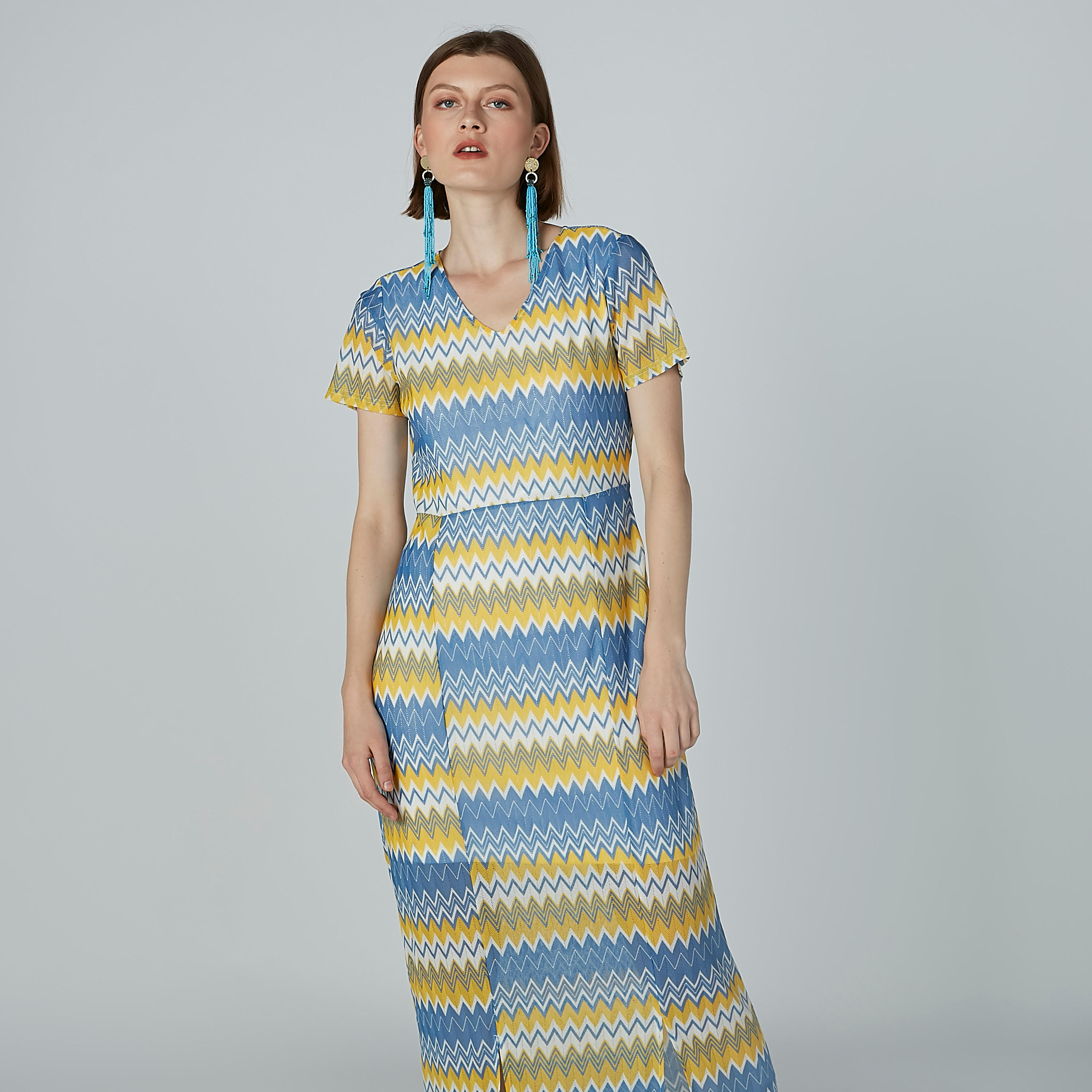 فستان إيه لاين طويل بياقة V وفتحات وطبعات-women-clothing-dresses-image-5