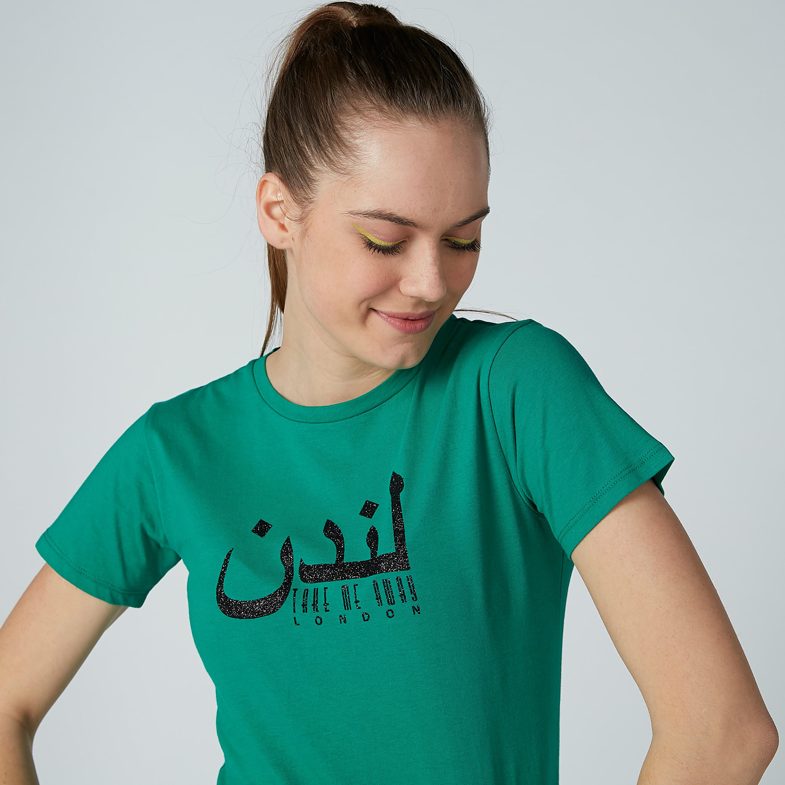 تيشيرت بأكمام قصيرة وطبعات من آيكونيك-women-clothing-tshirts-image-1
